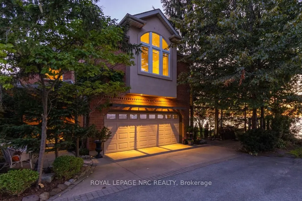 11 Abbey Avenue