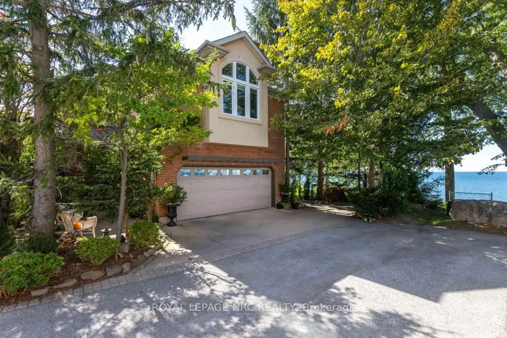 11 Abbey Avenue