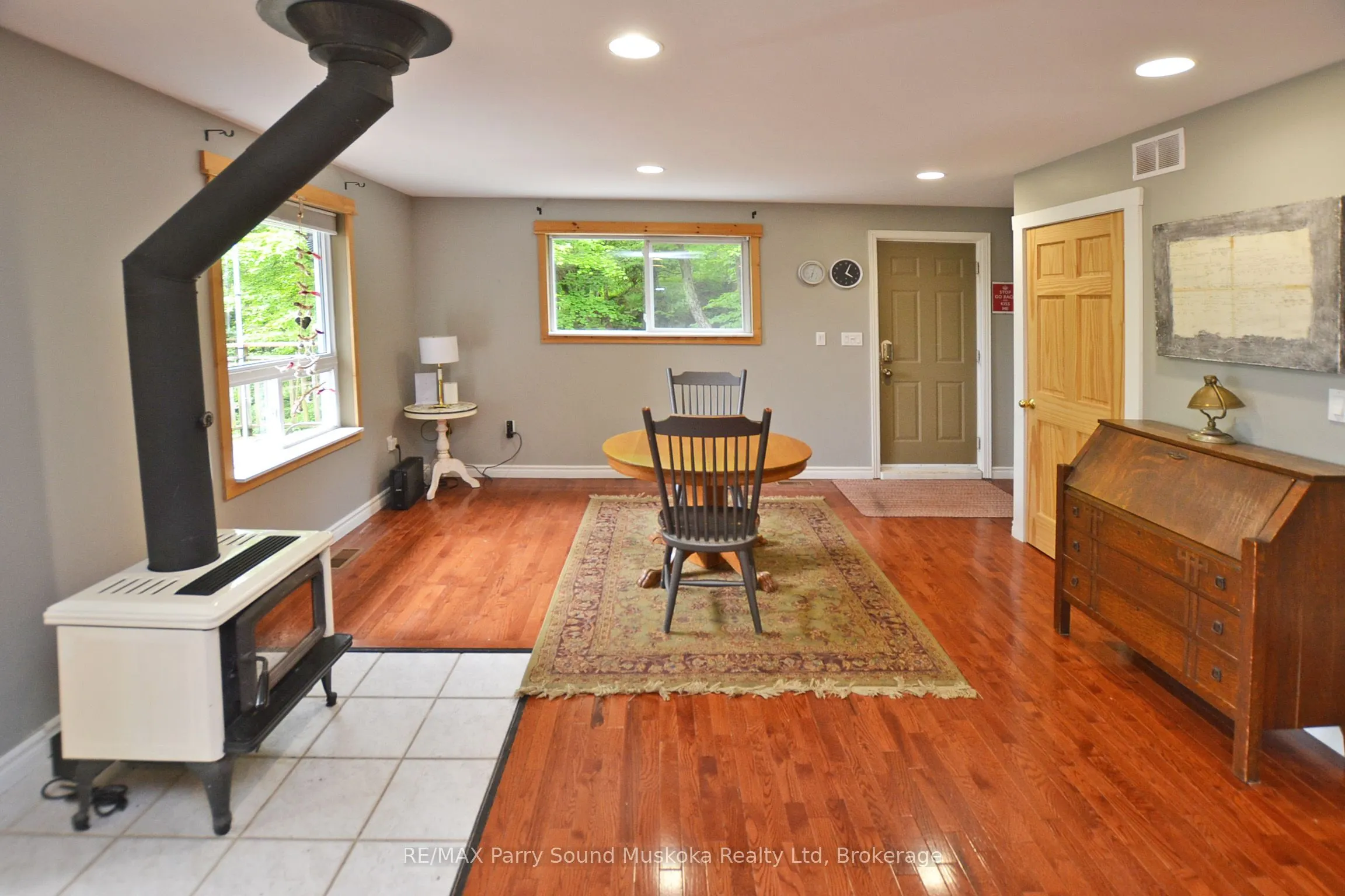 84 Captain Estates Road