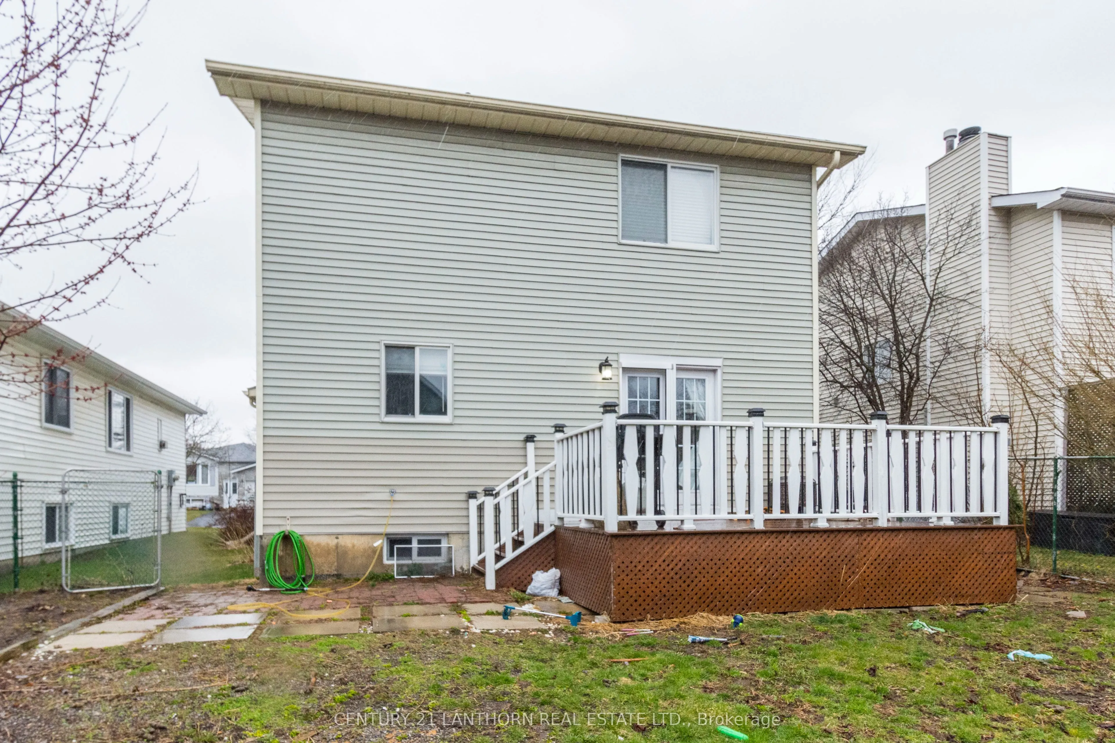 19 Bogart Crescent