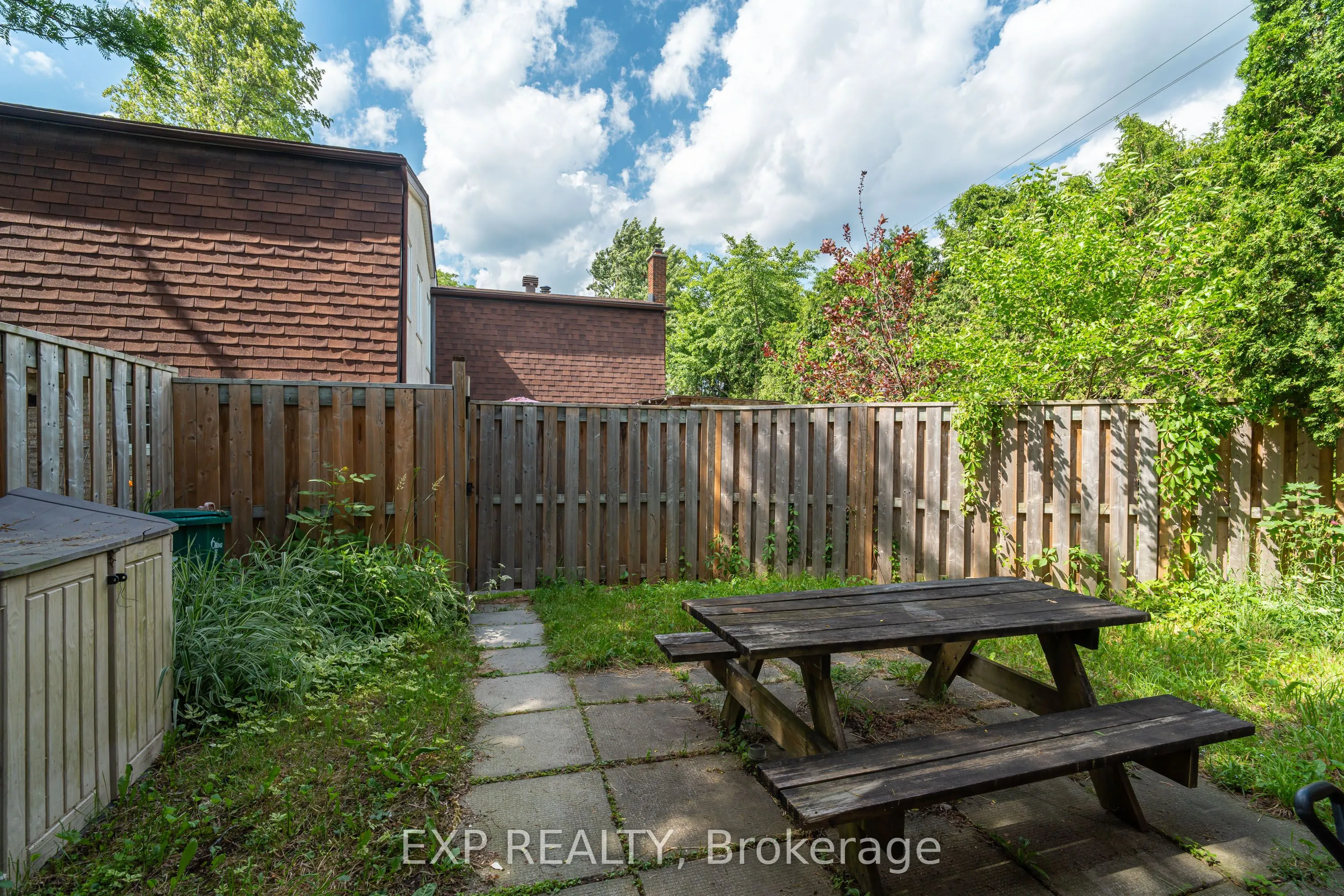 1029 Meadowlands Drive, #65