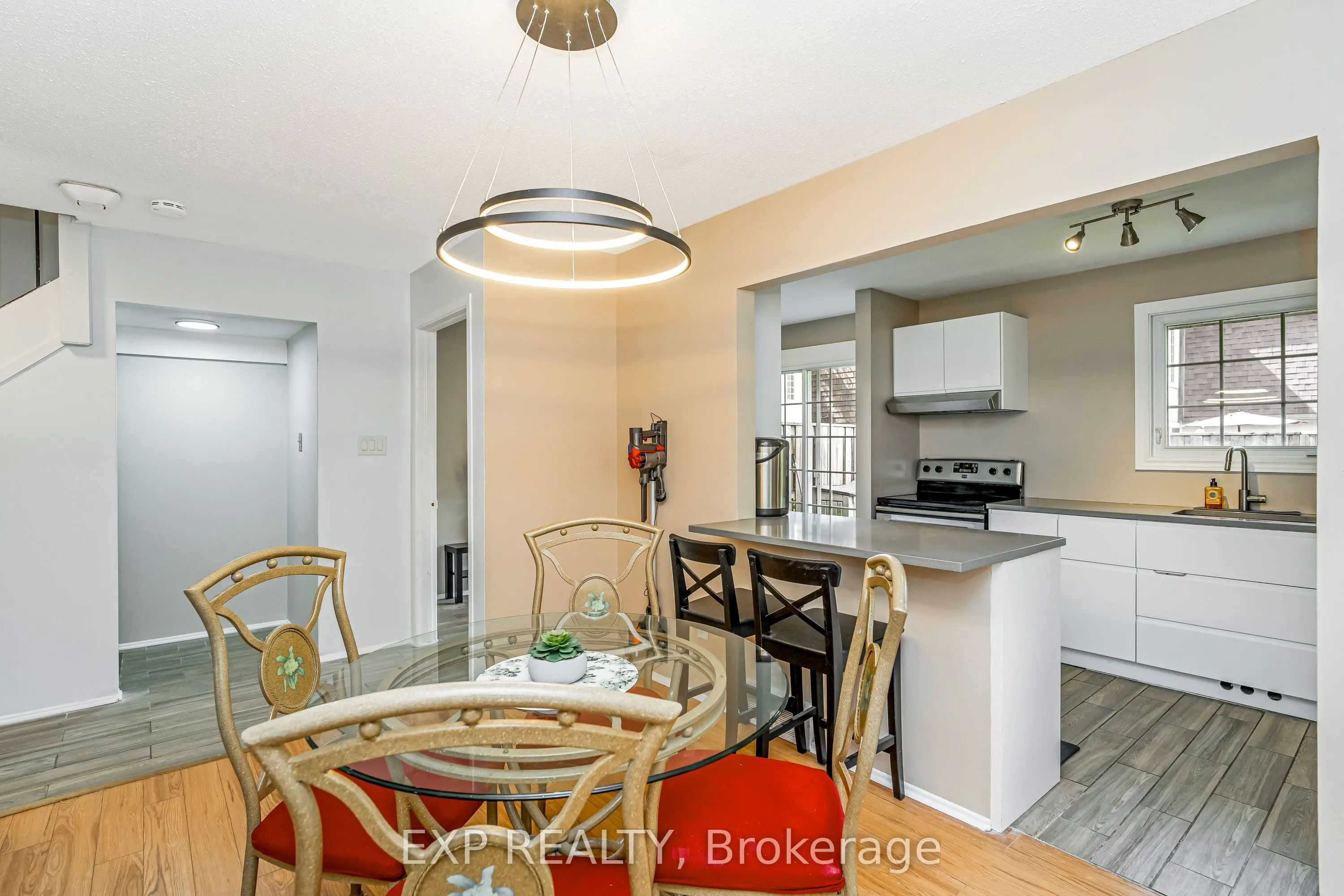 1029 Meadowlands Drive, #65