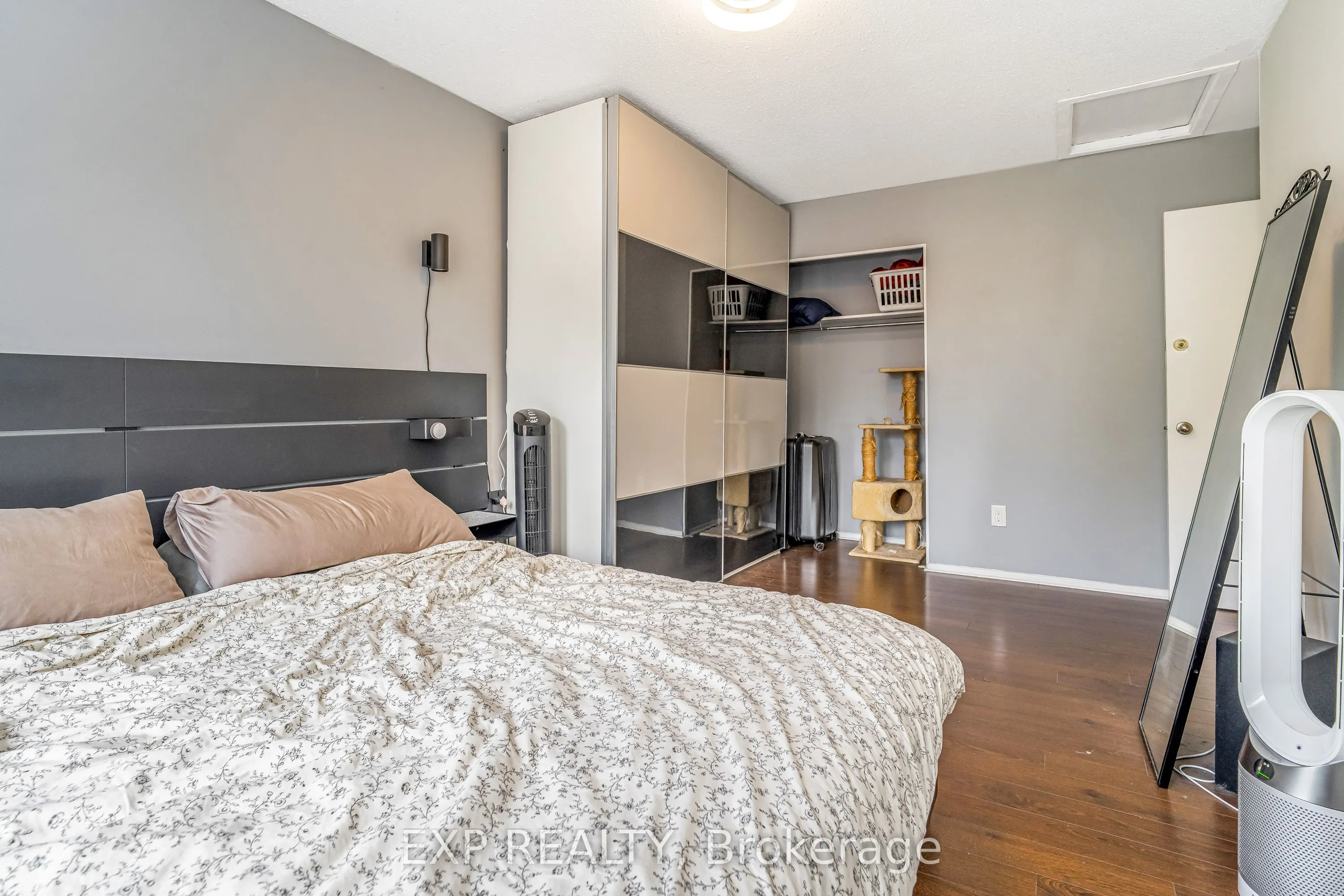 1029 Meadowlands Drive, #65