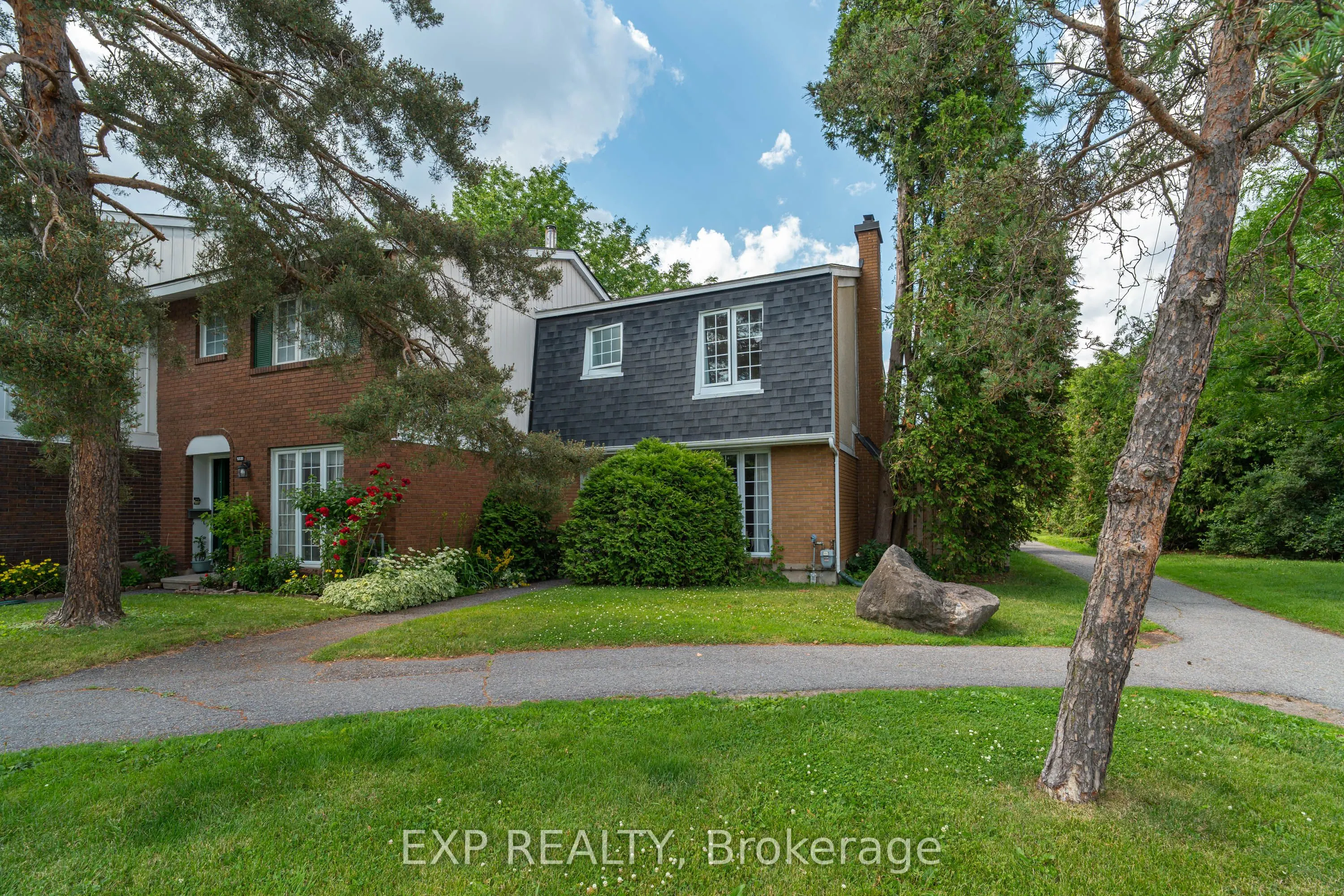 1029 Meadowlands Drive, #65