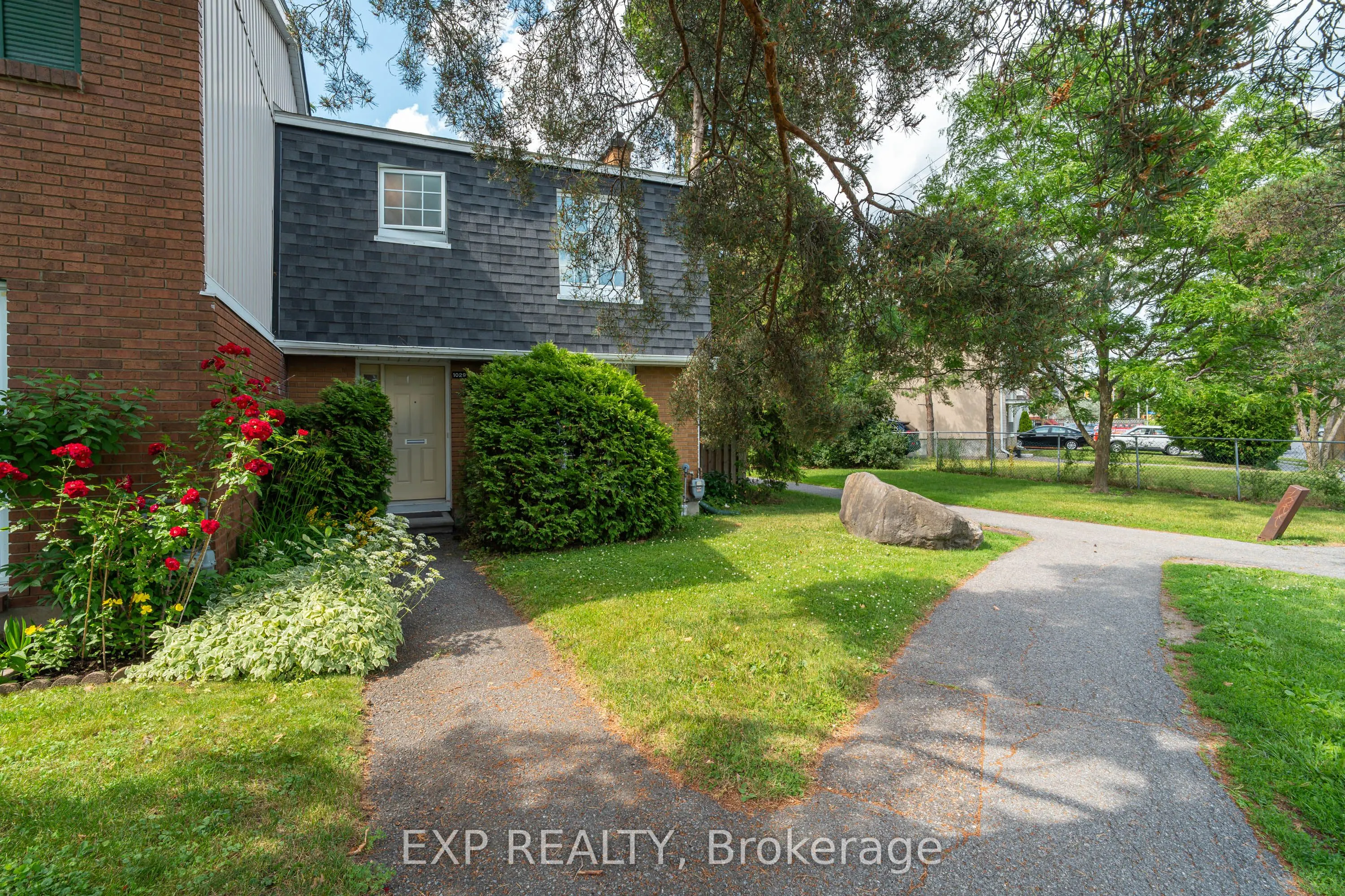 1029 Meadowlands Drive, #65