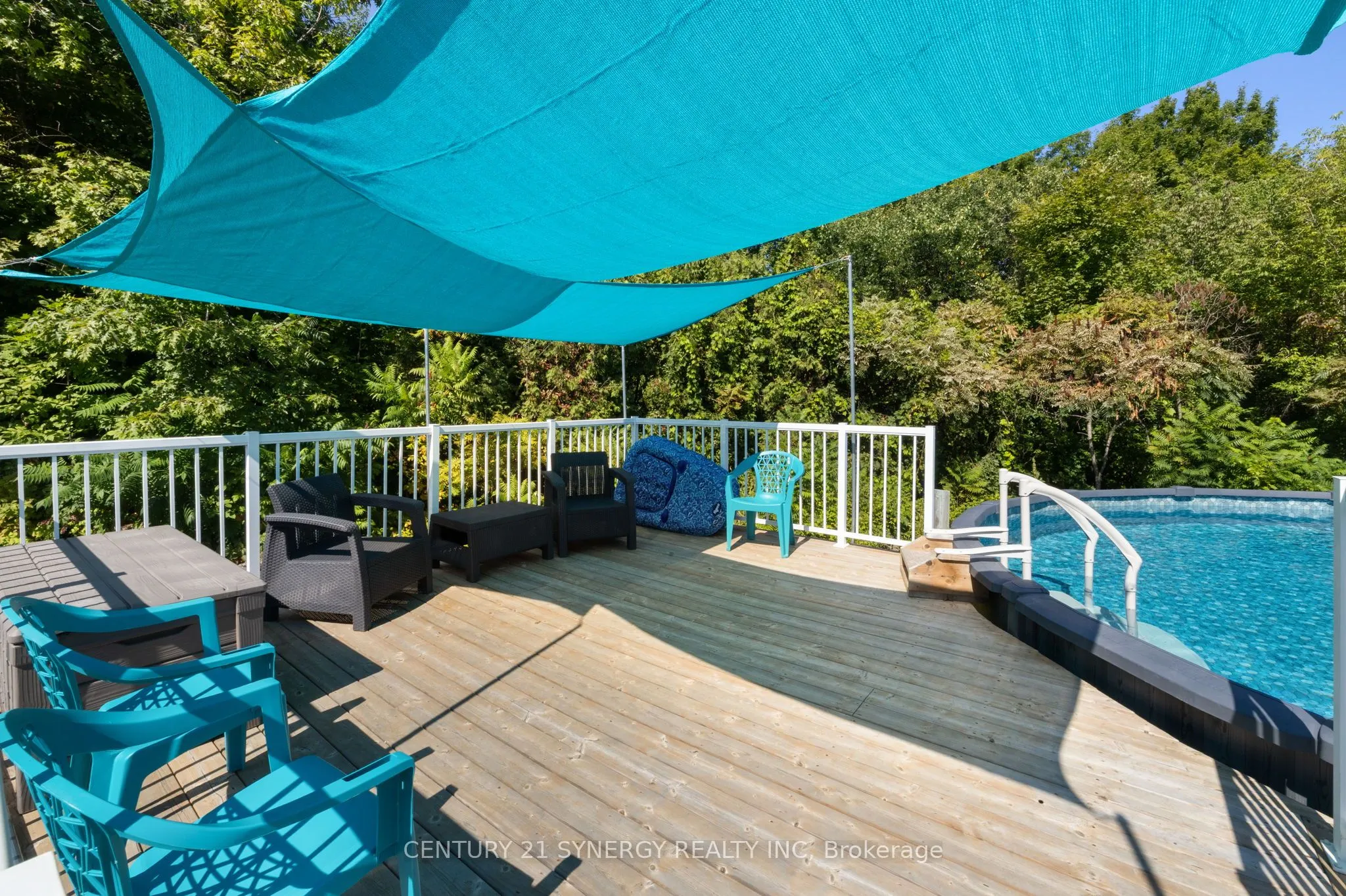 1281 Georges Vanier Drive N