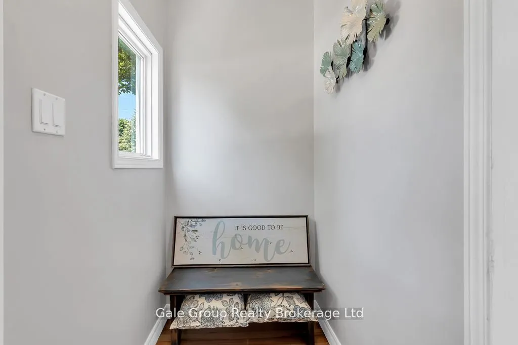 253 John Street N