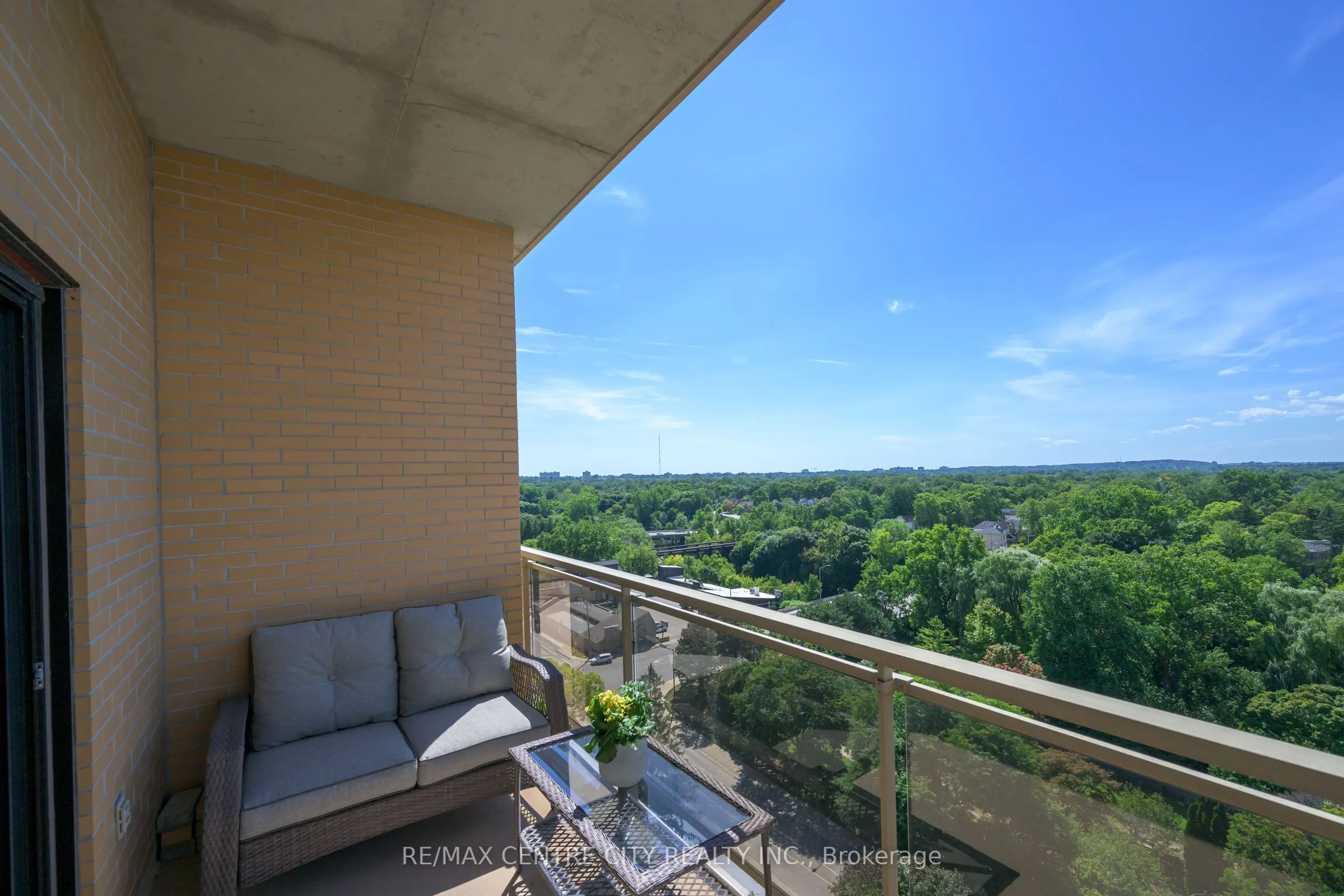 19 King Street, #1102