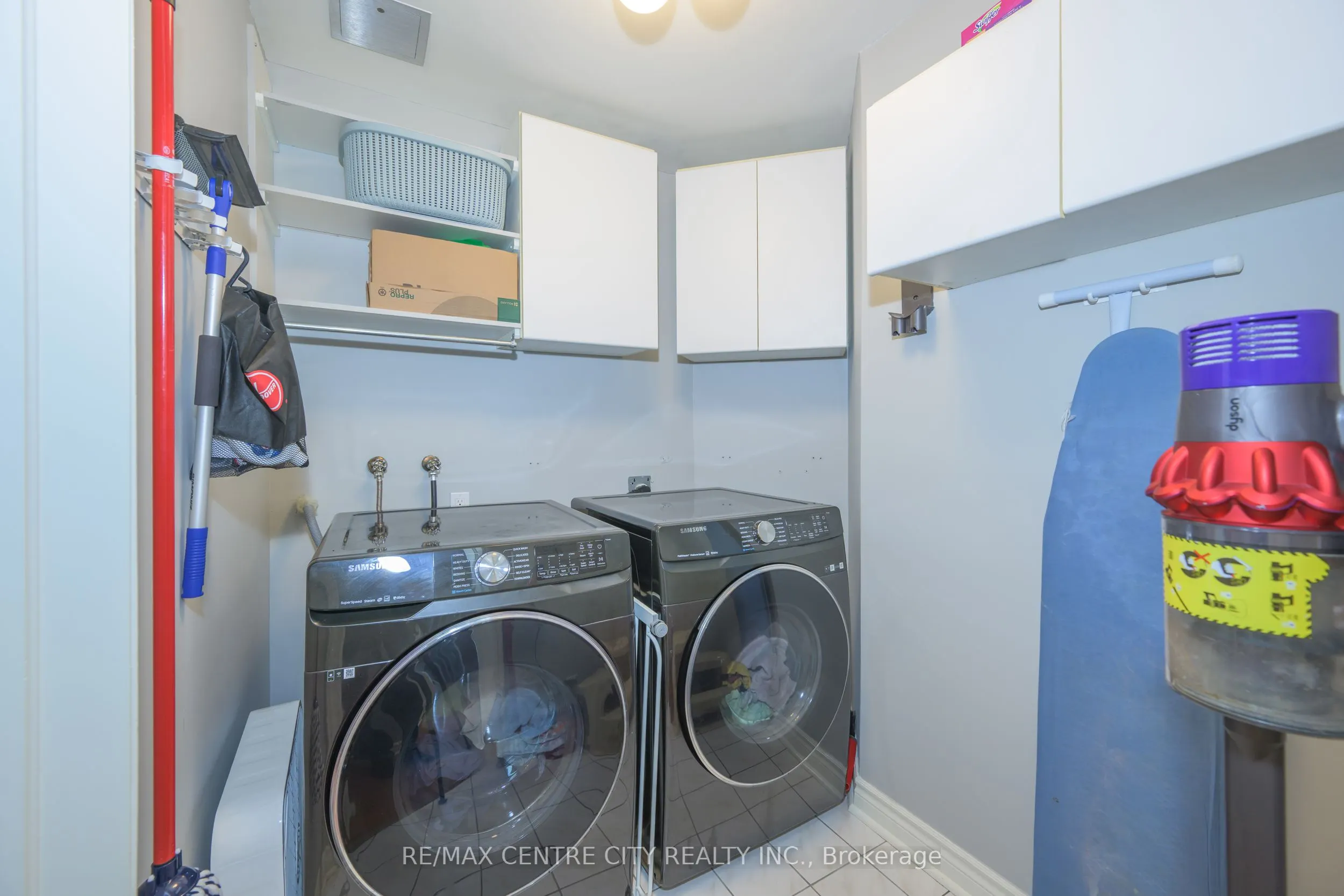 19 King Street, #1102