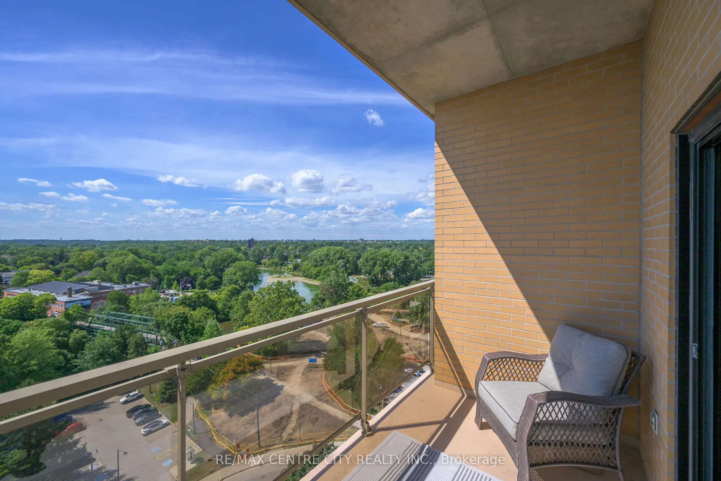 19 King Street, #1102