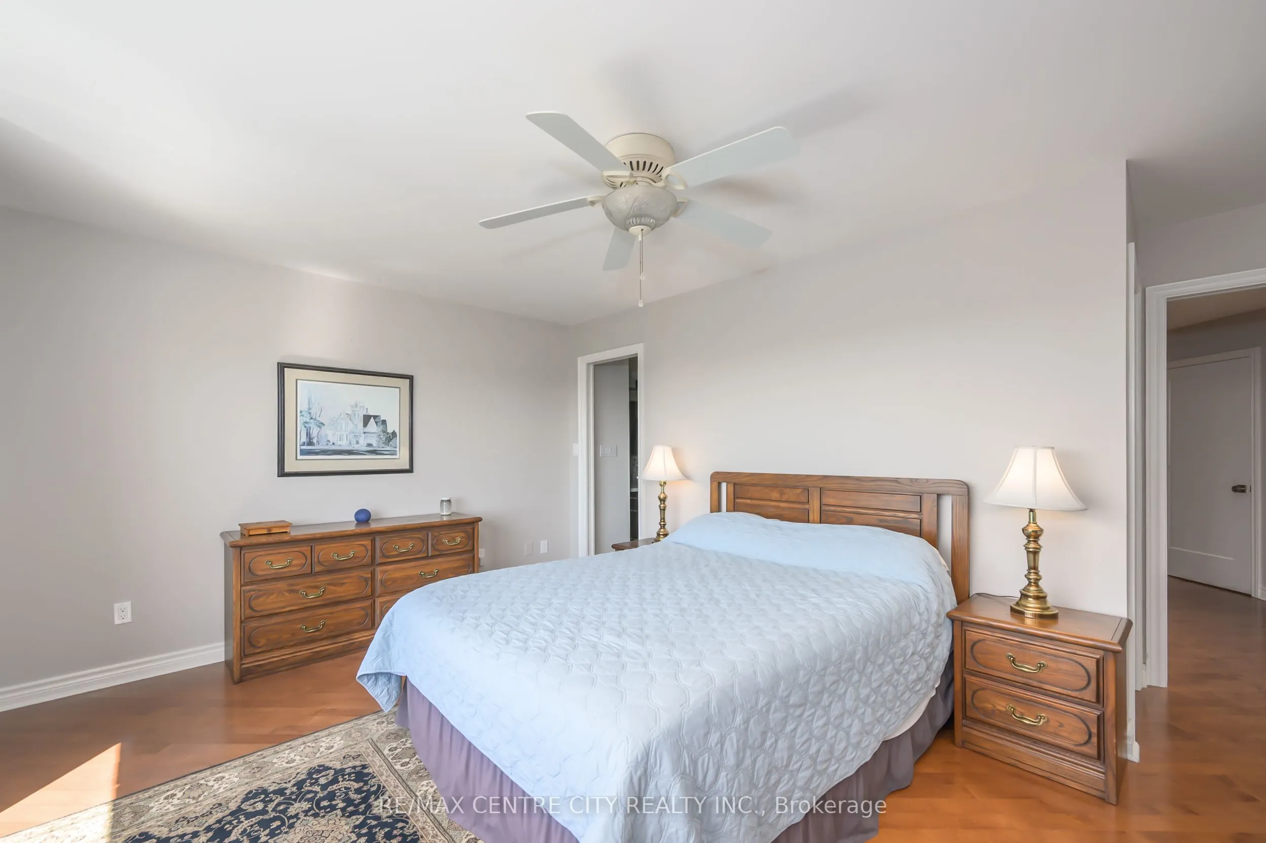 19 King Street, #1102