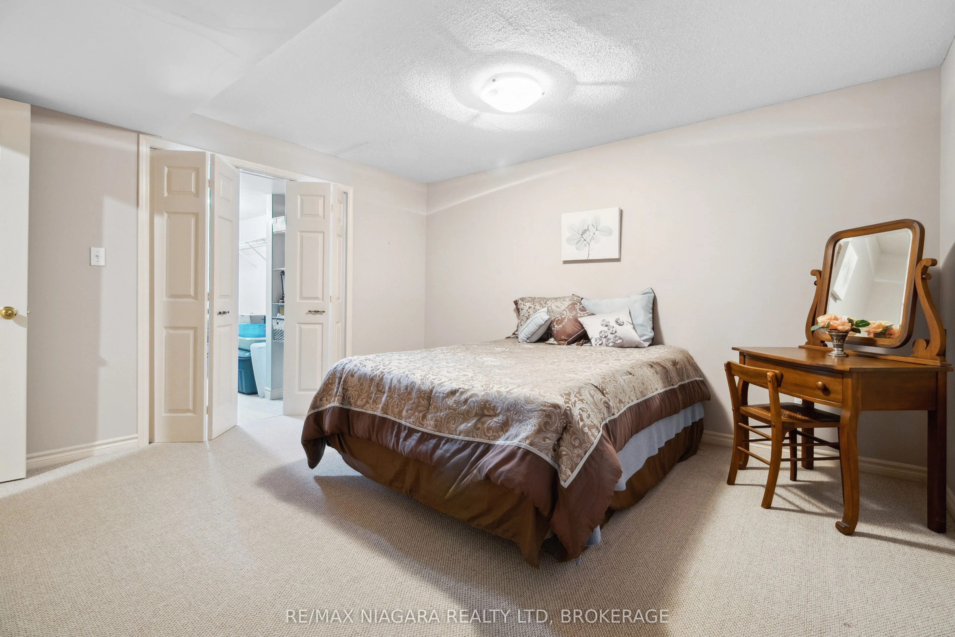 2684 Mewburn Road, #17