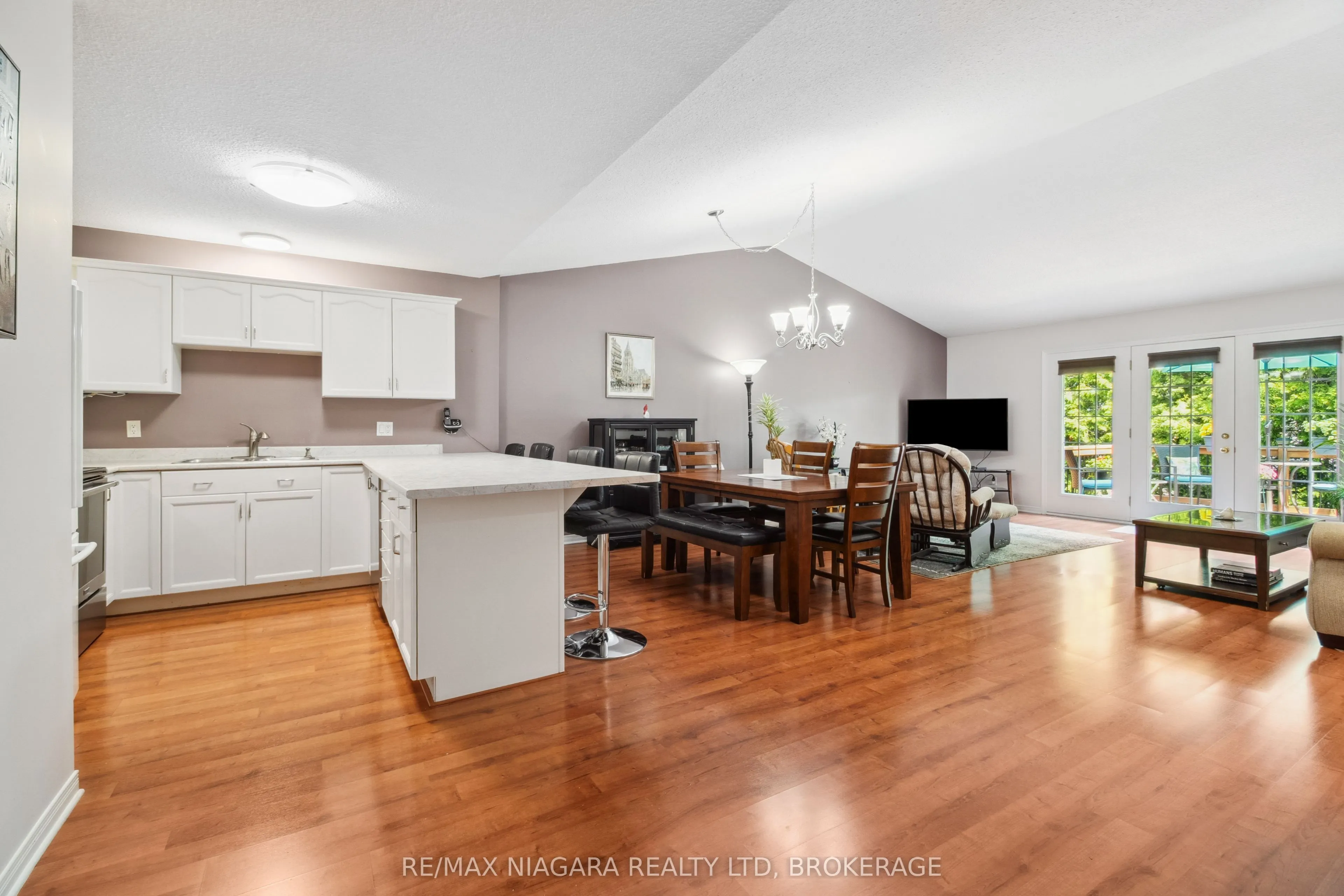2684 Mewburn Road, #17