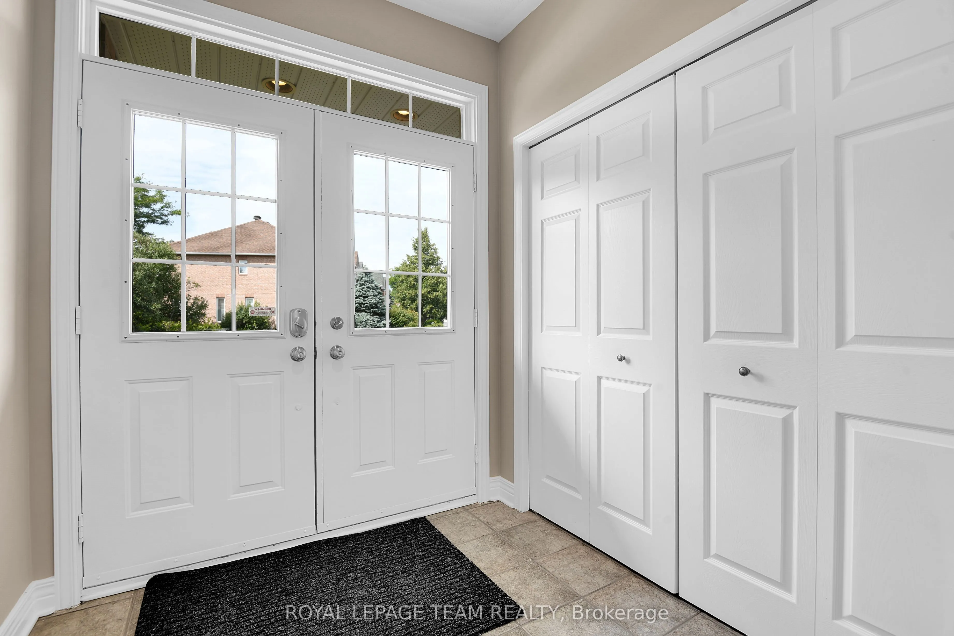 33 Northgate Street S