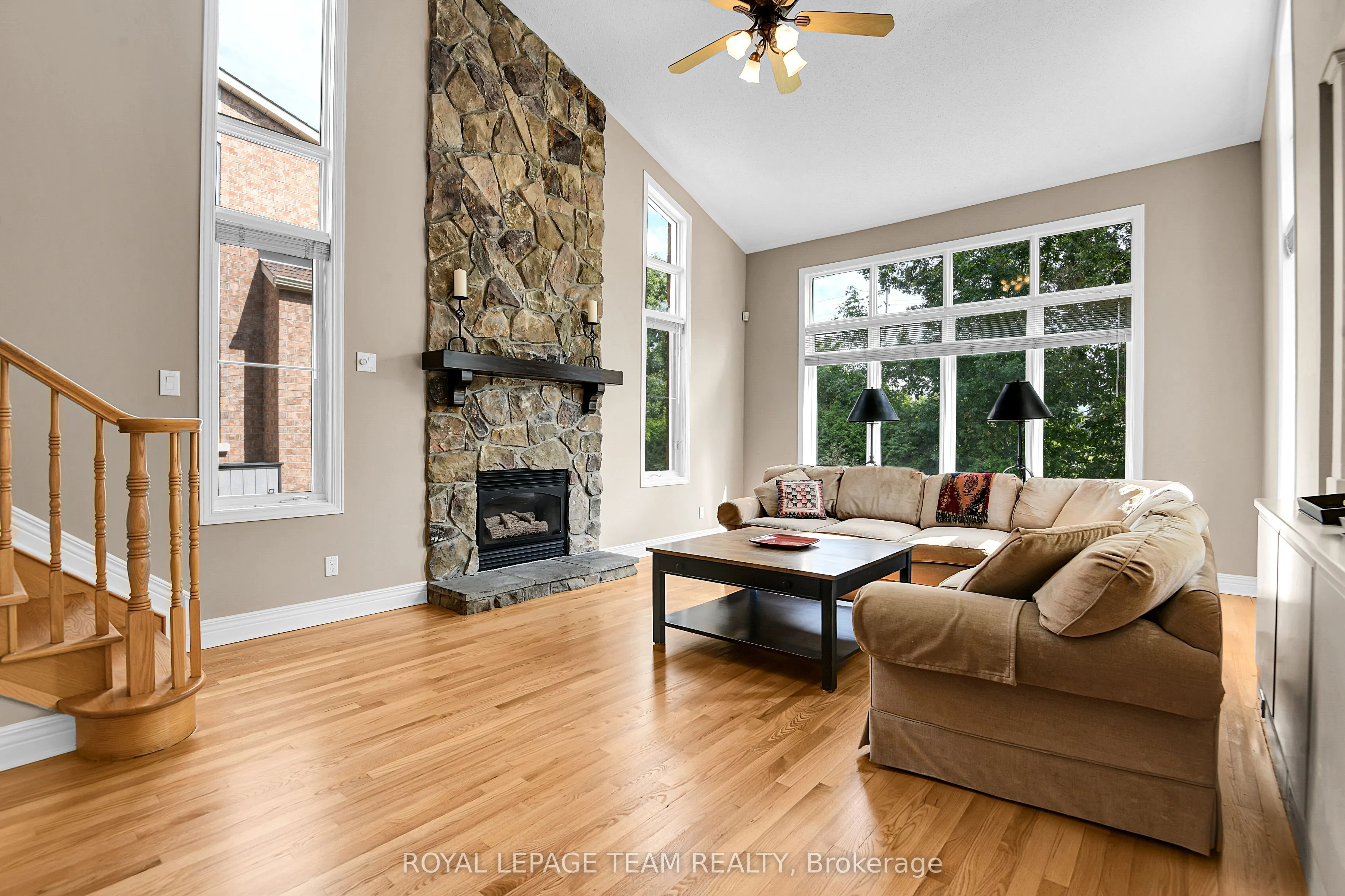33 Northgate Street S