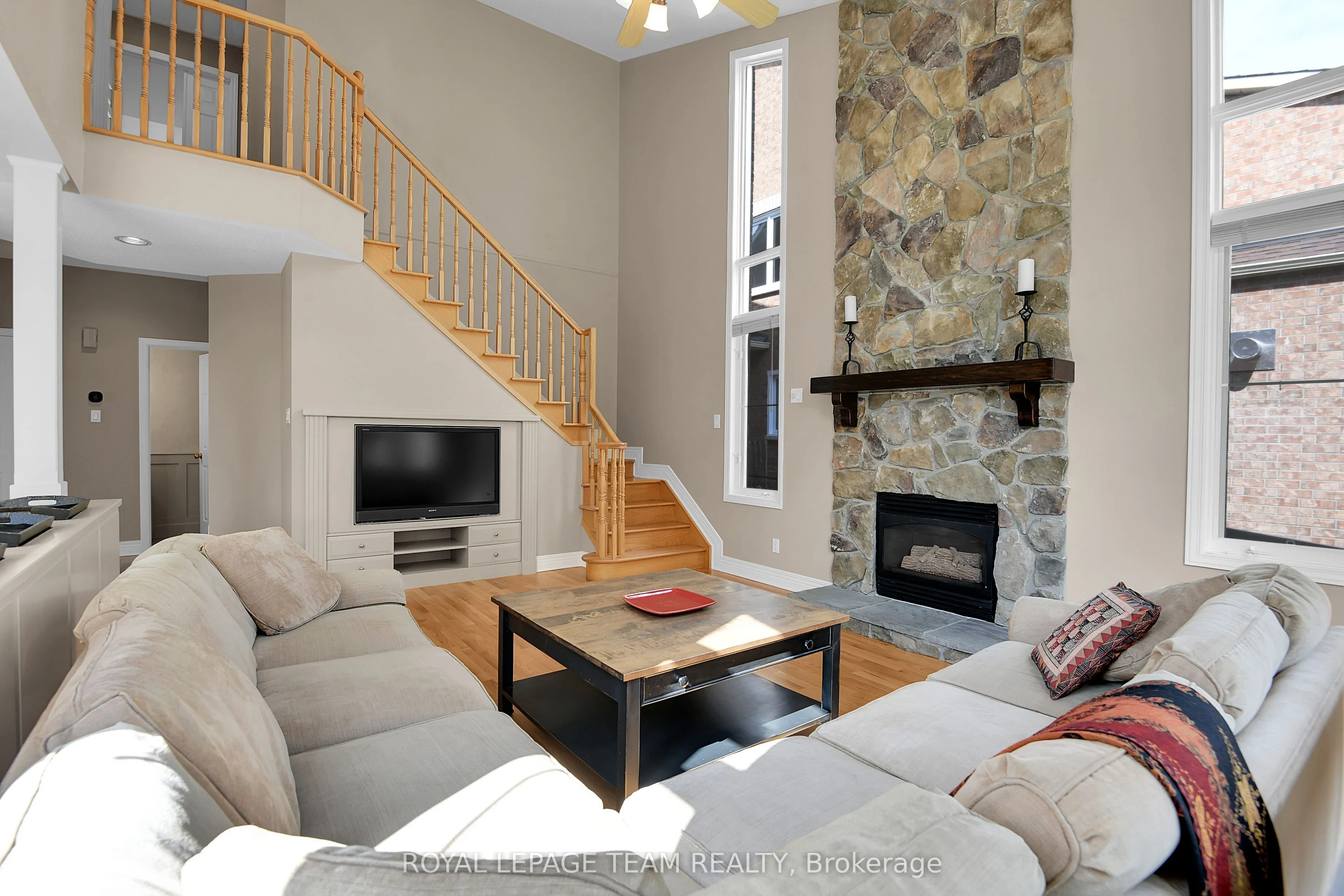33 Northgate Street S