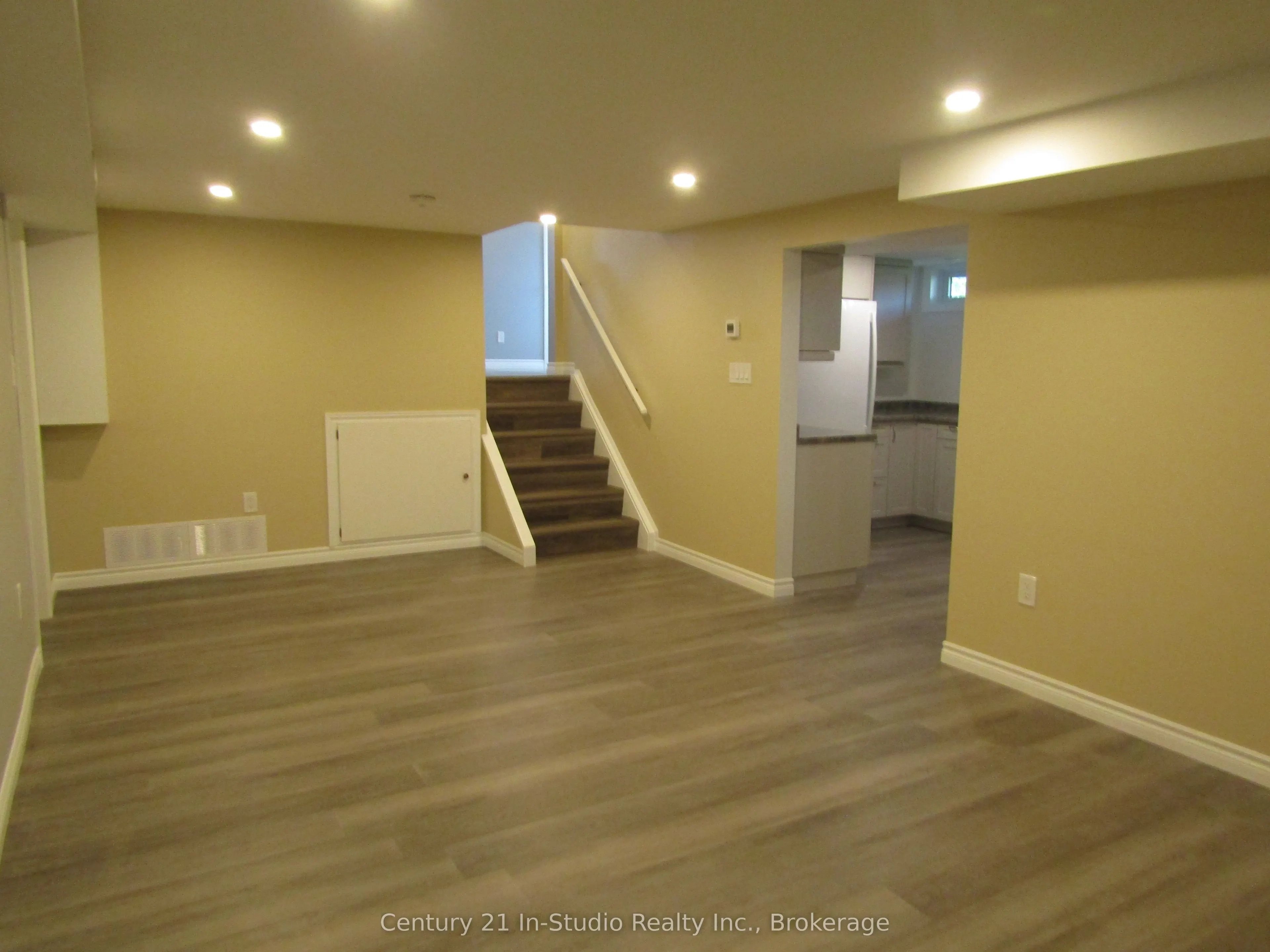 368 Princes Street S, #2