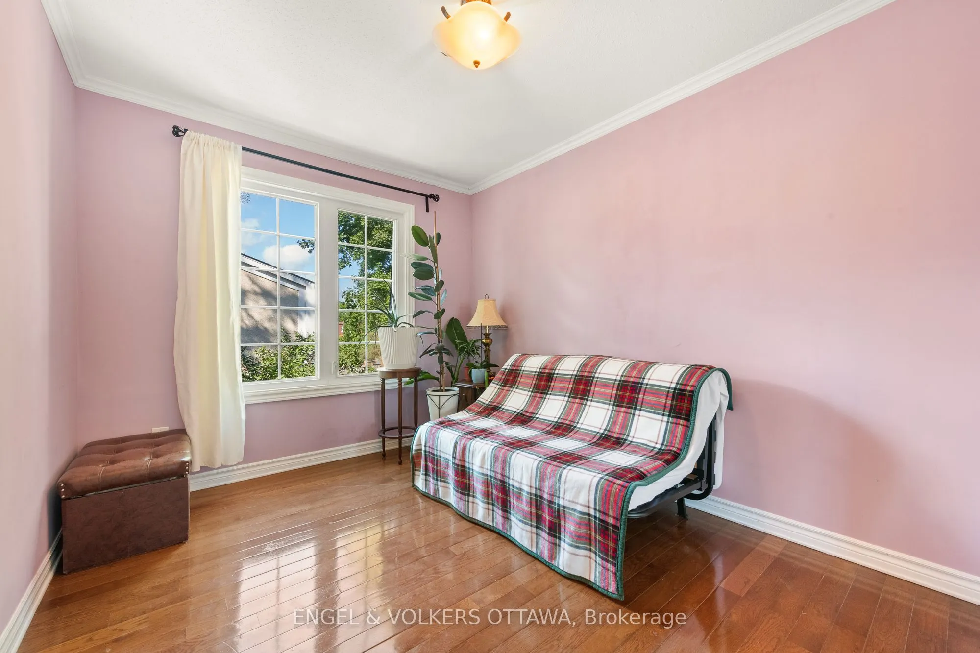 302 Kintyre Private, #105