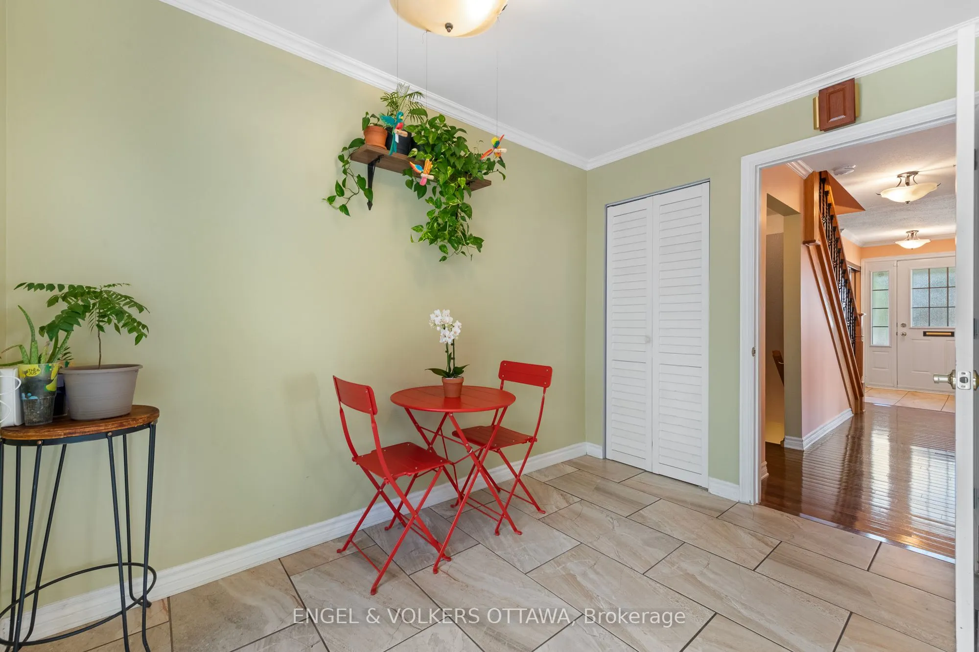 302 Kintyre Private, #105