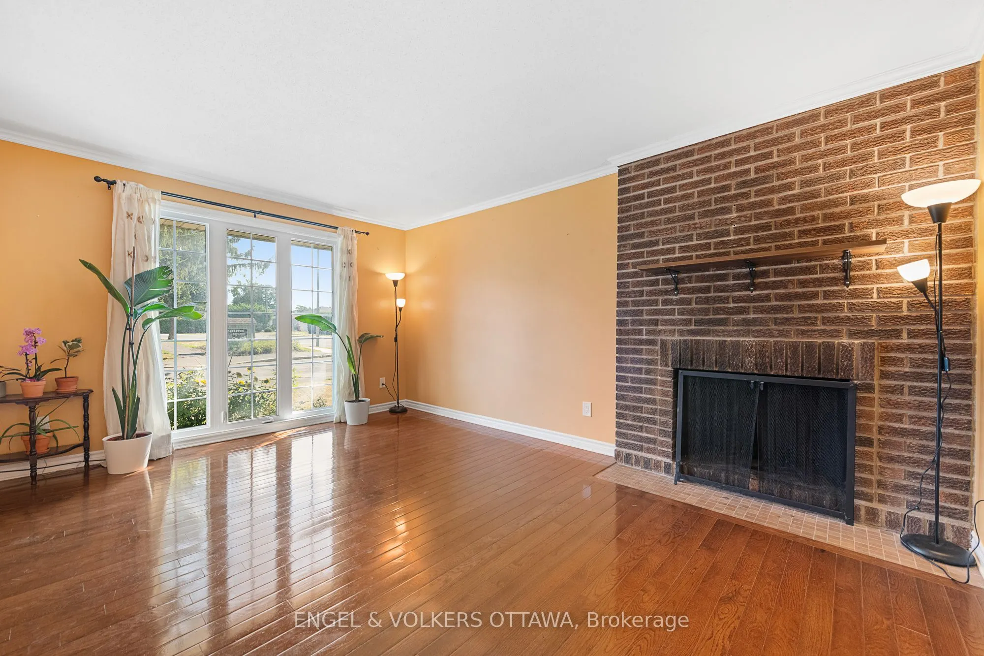 302 Kintyre Private, #105