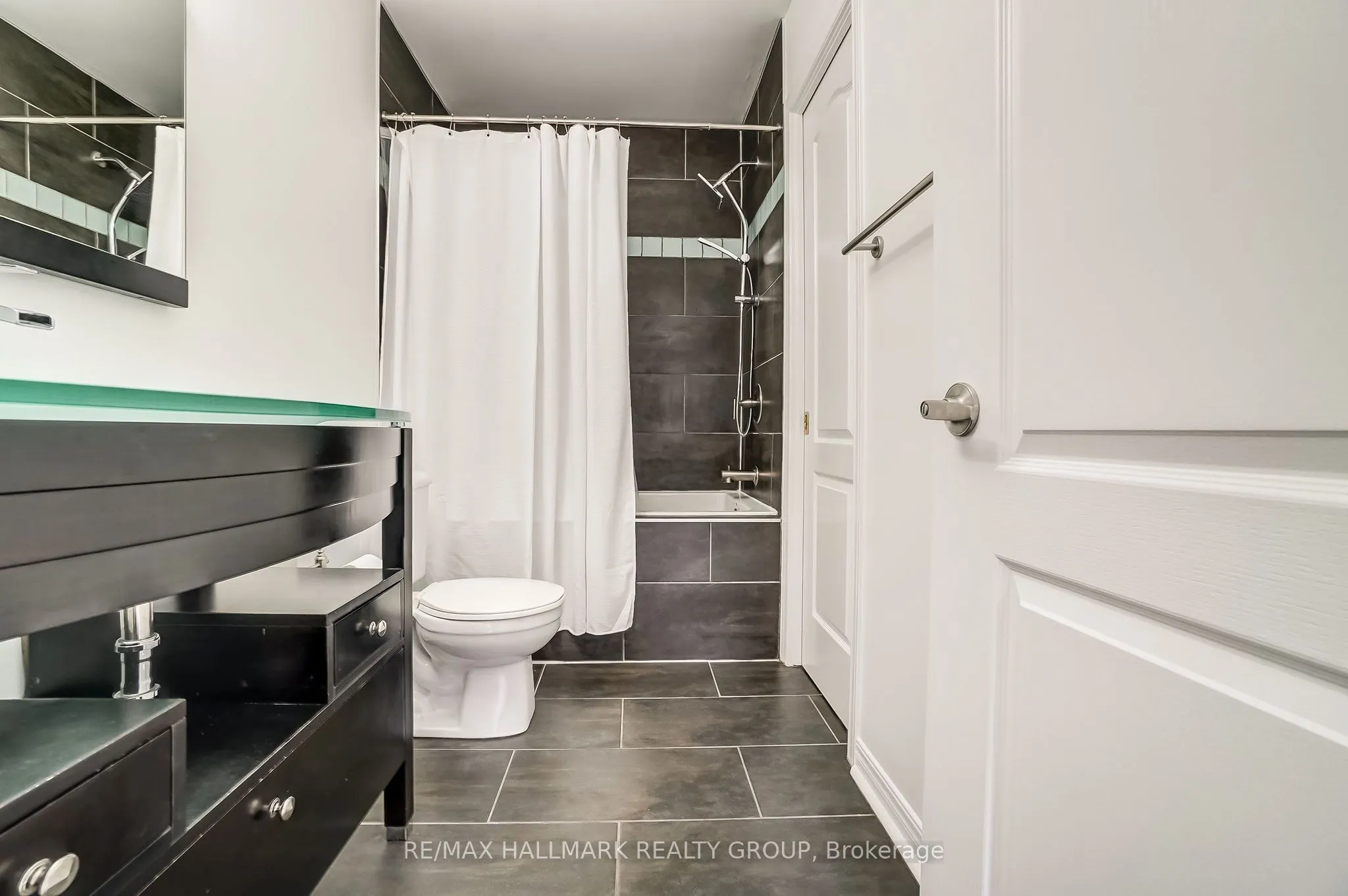 10 Concord Street N, #7