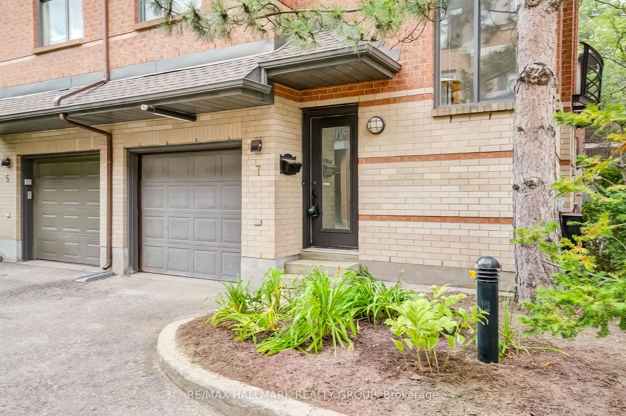 10 Concord Street N, #7