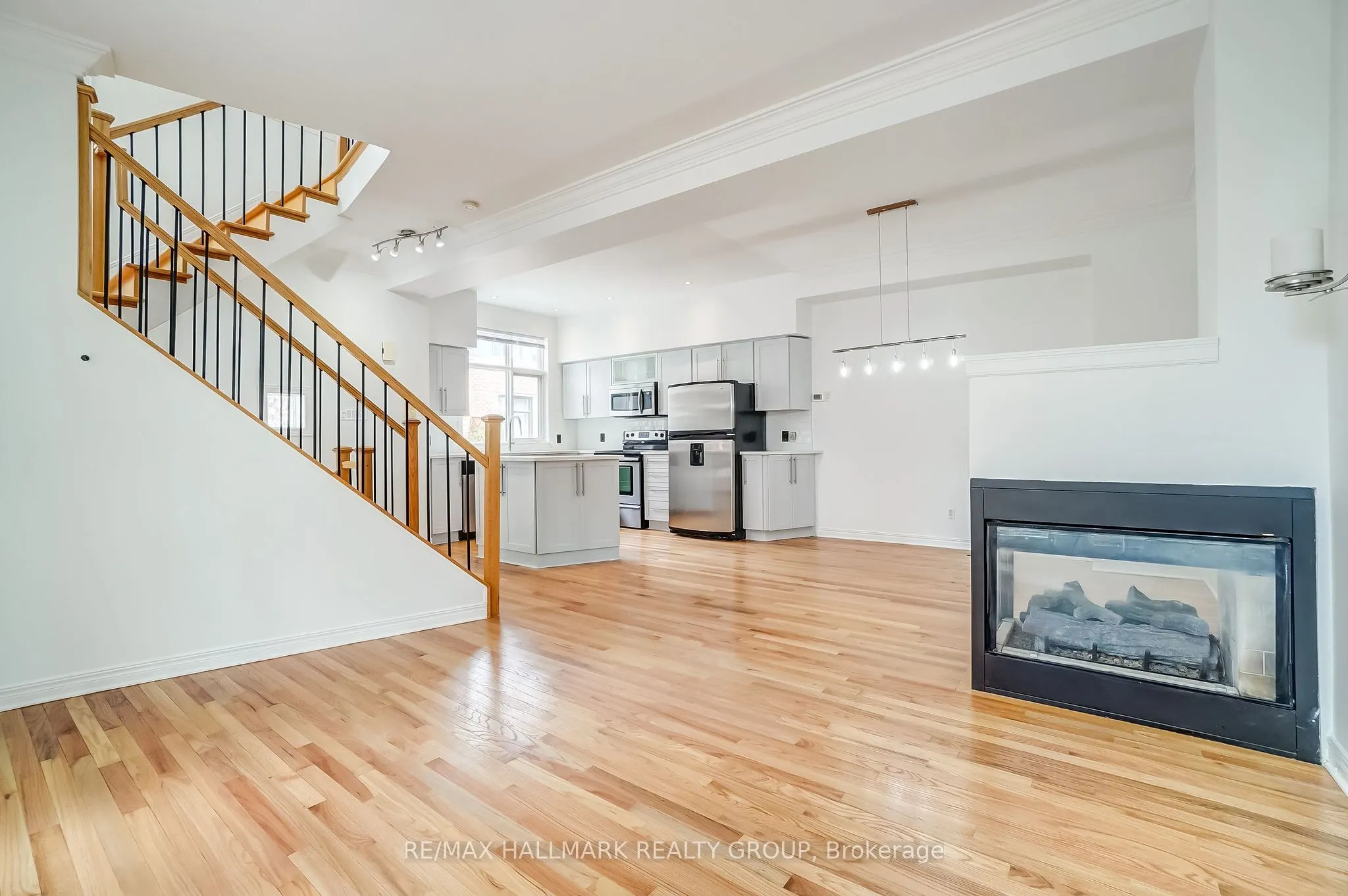 10 Concord Street N, #7