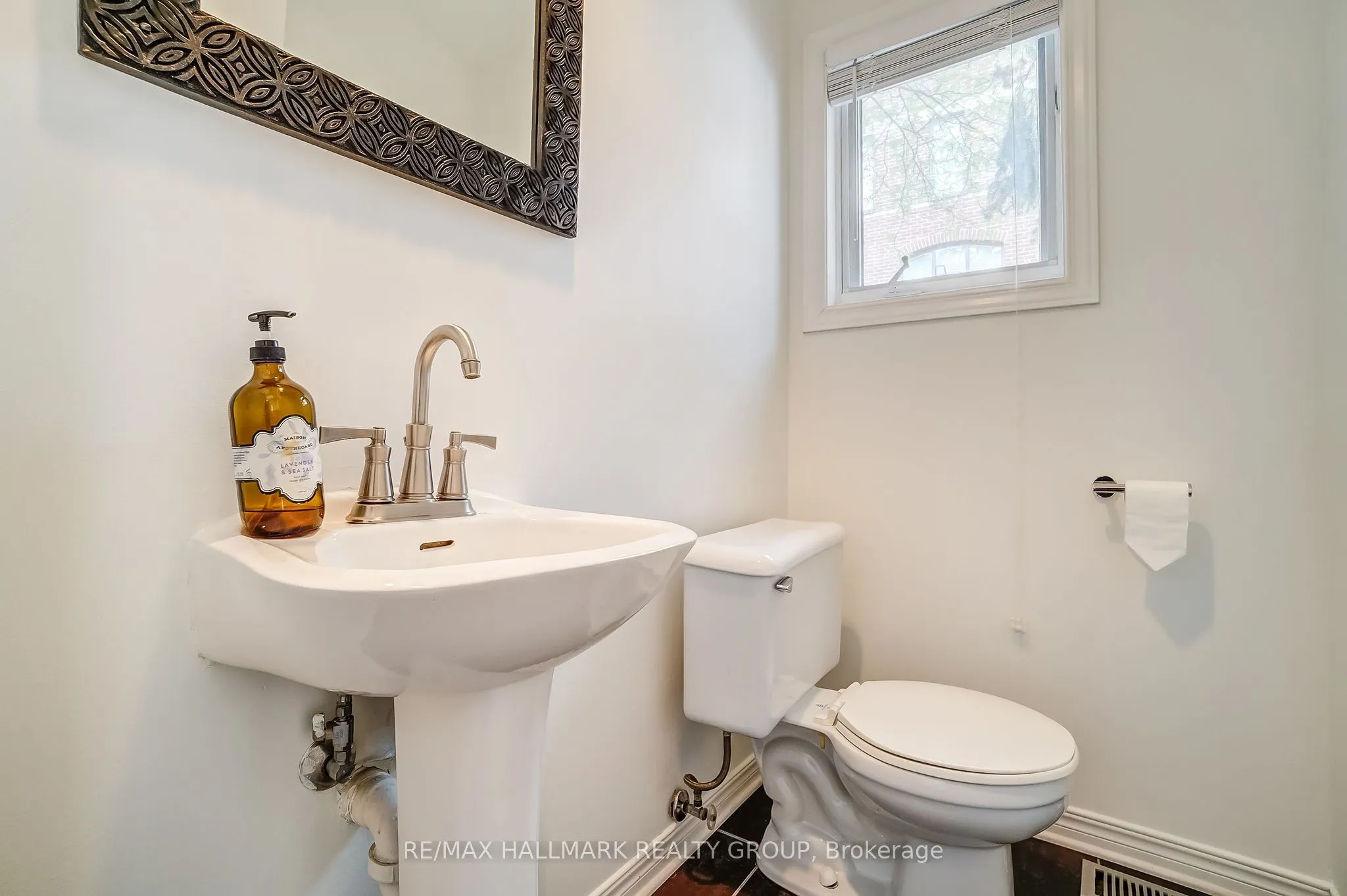 10 Concord Street N, #7