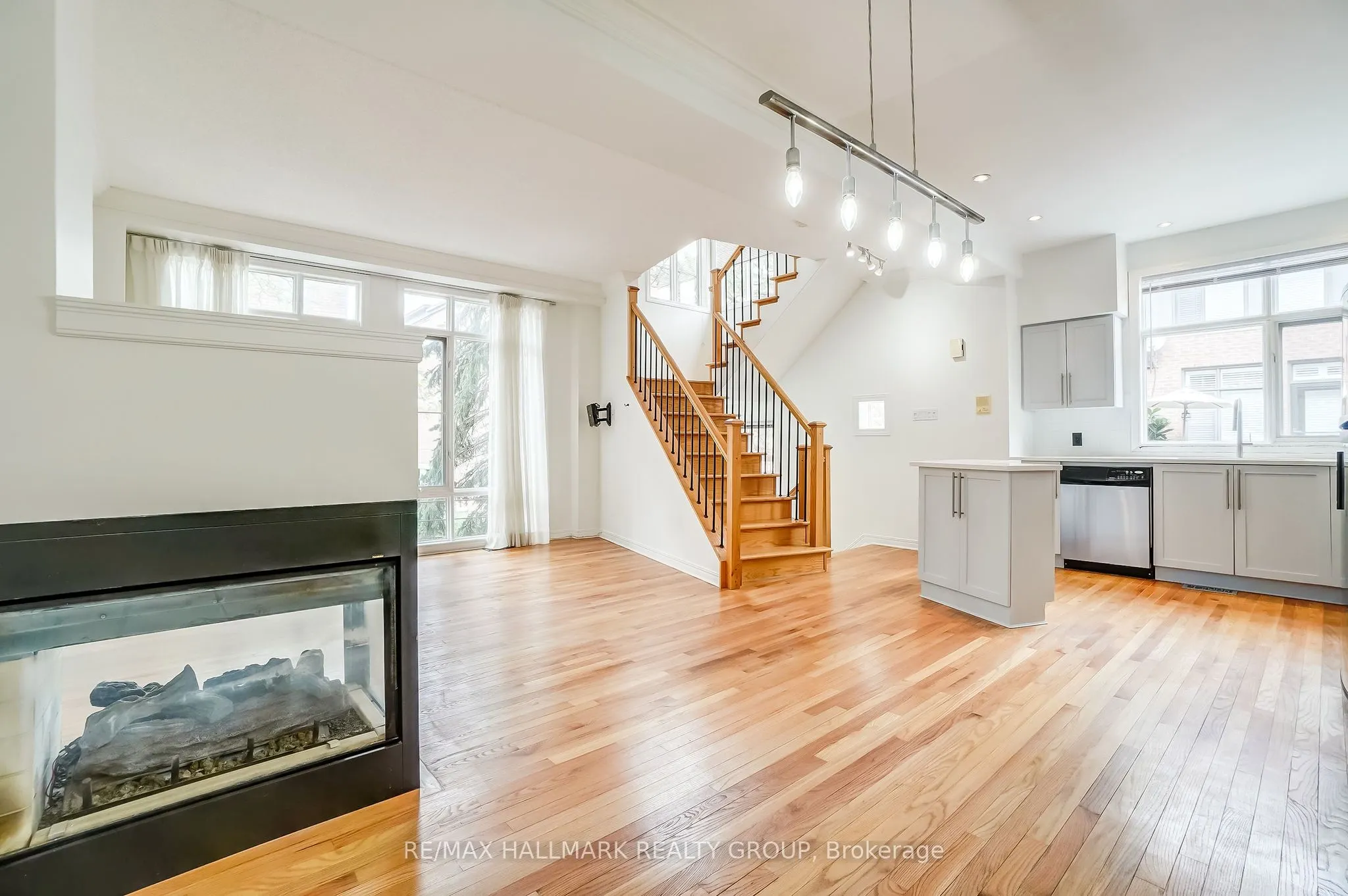 10 Concord Street N, #7