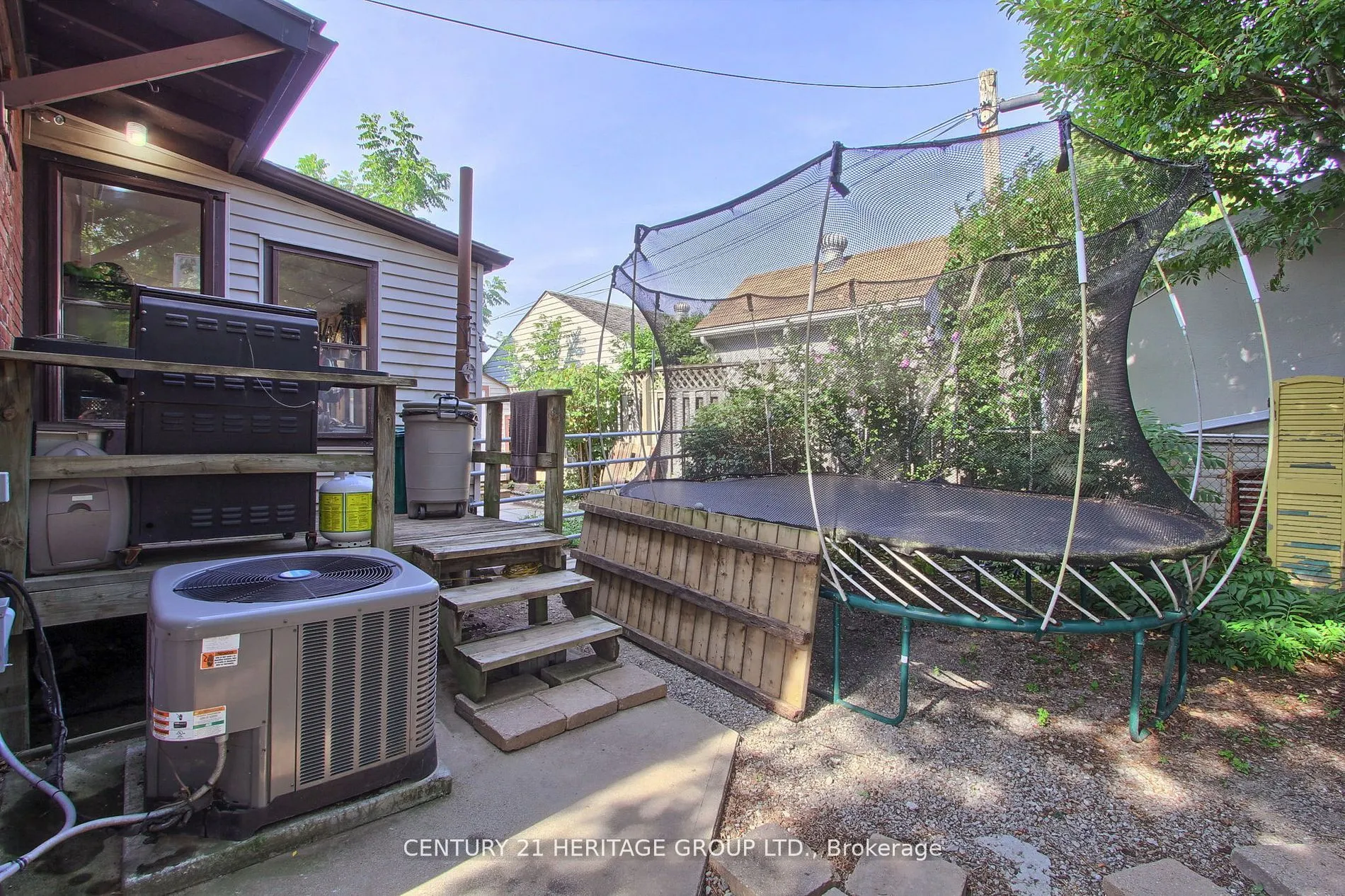 396 East 16th Street