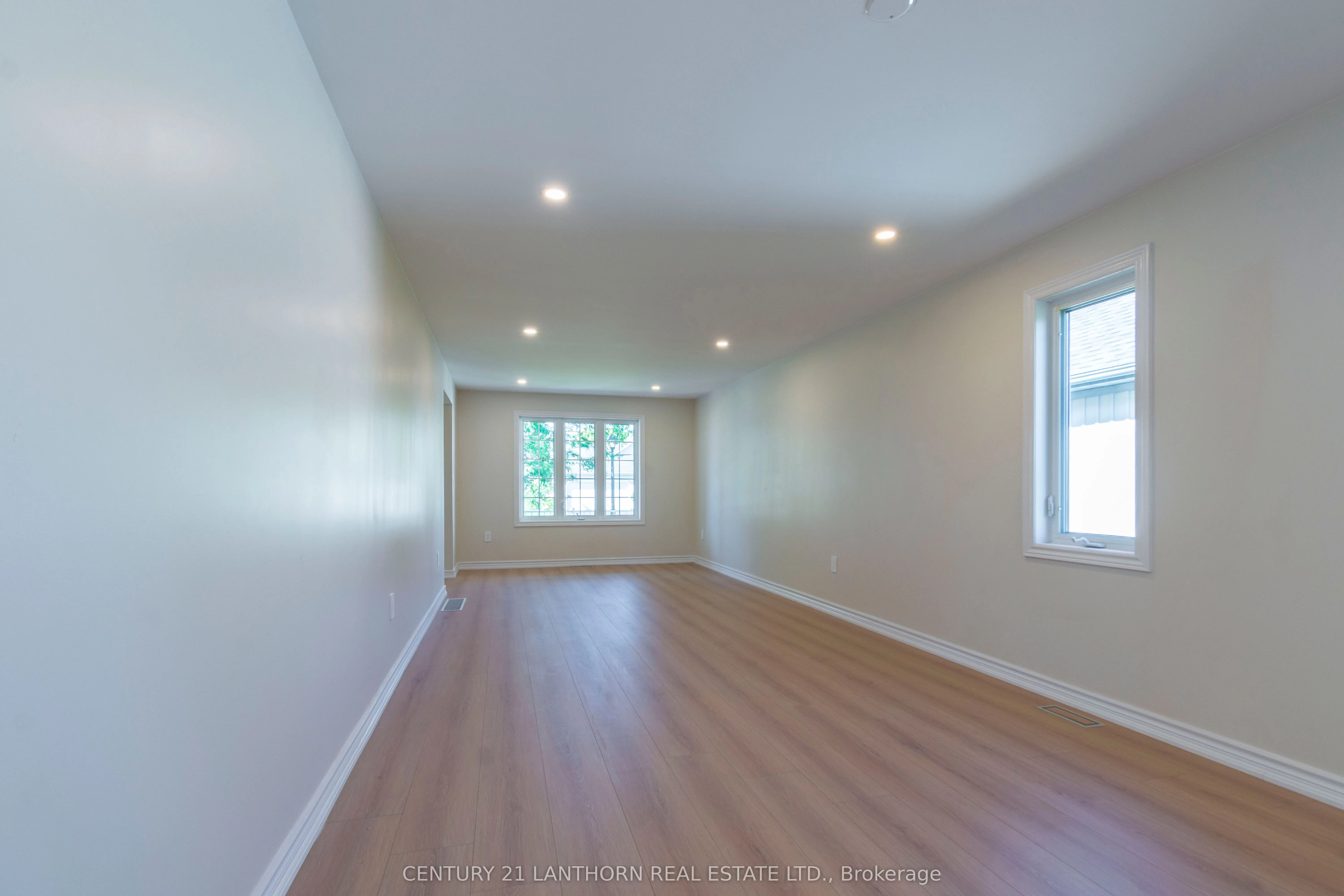 13 Nesbitt Drive