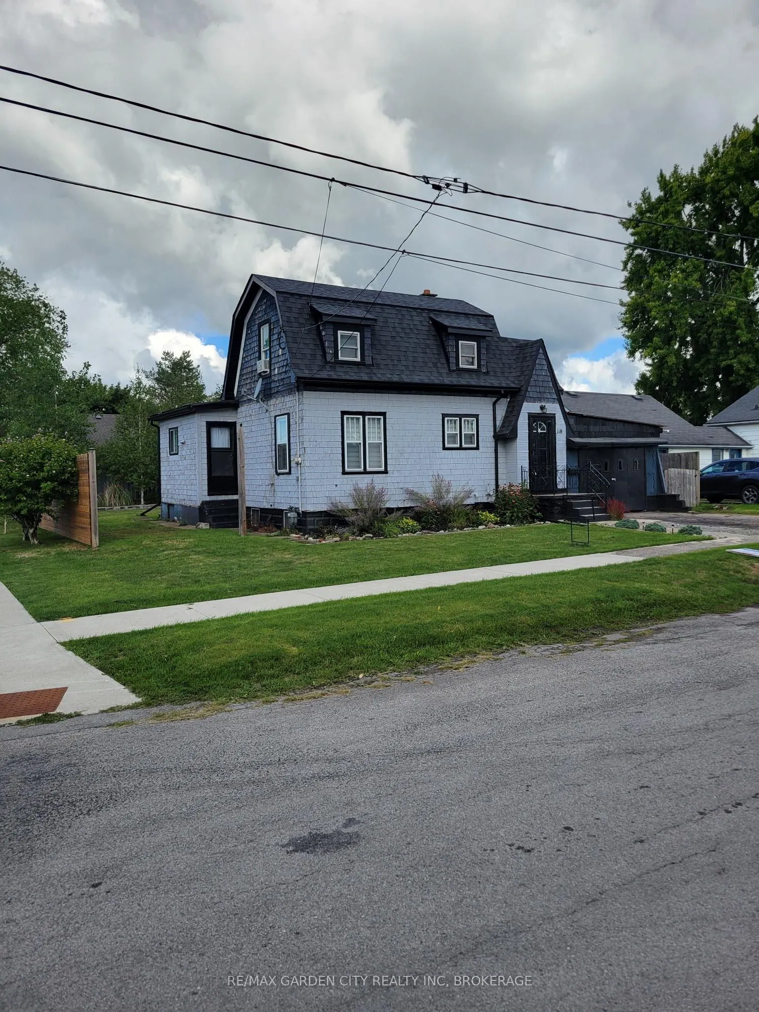 118 St Augustine Avenue