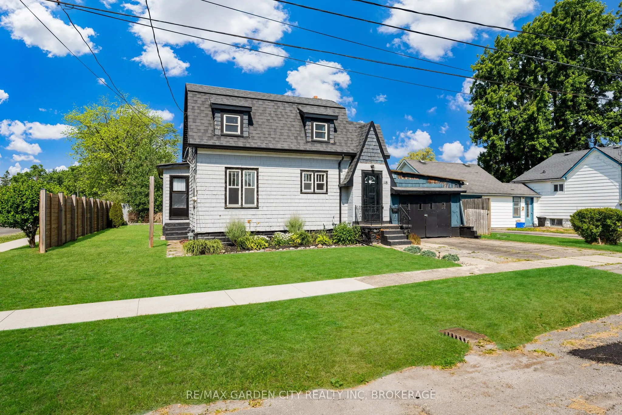 118 St Augustine Avenue
