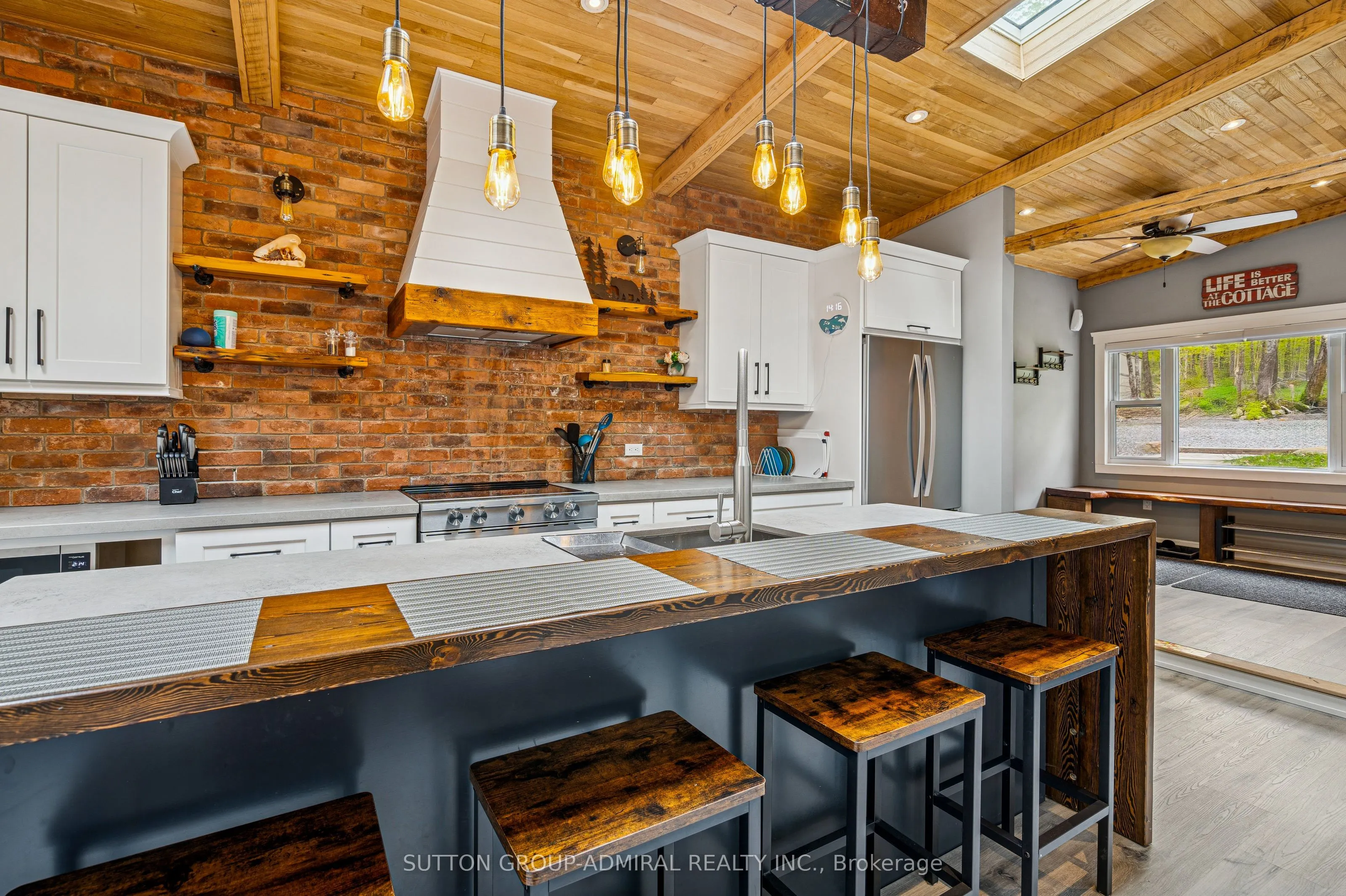 1023 Kirkpatrick Lane