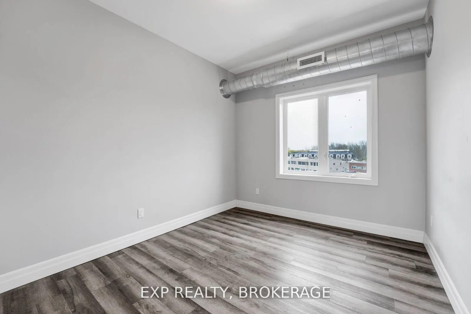 501 Frontenac Street, #405