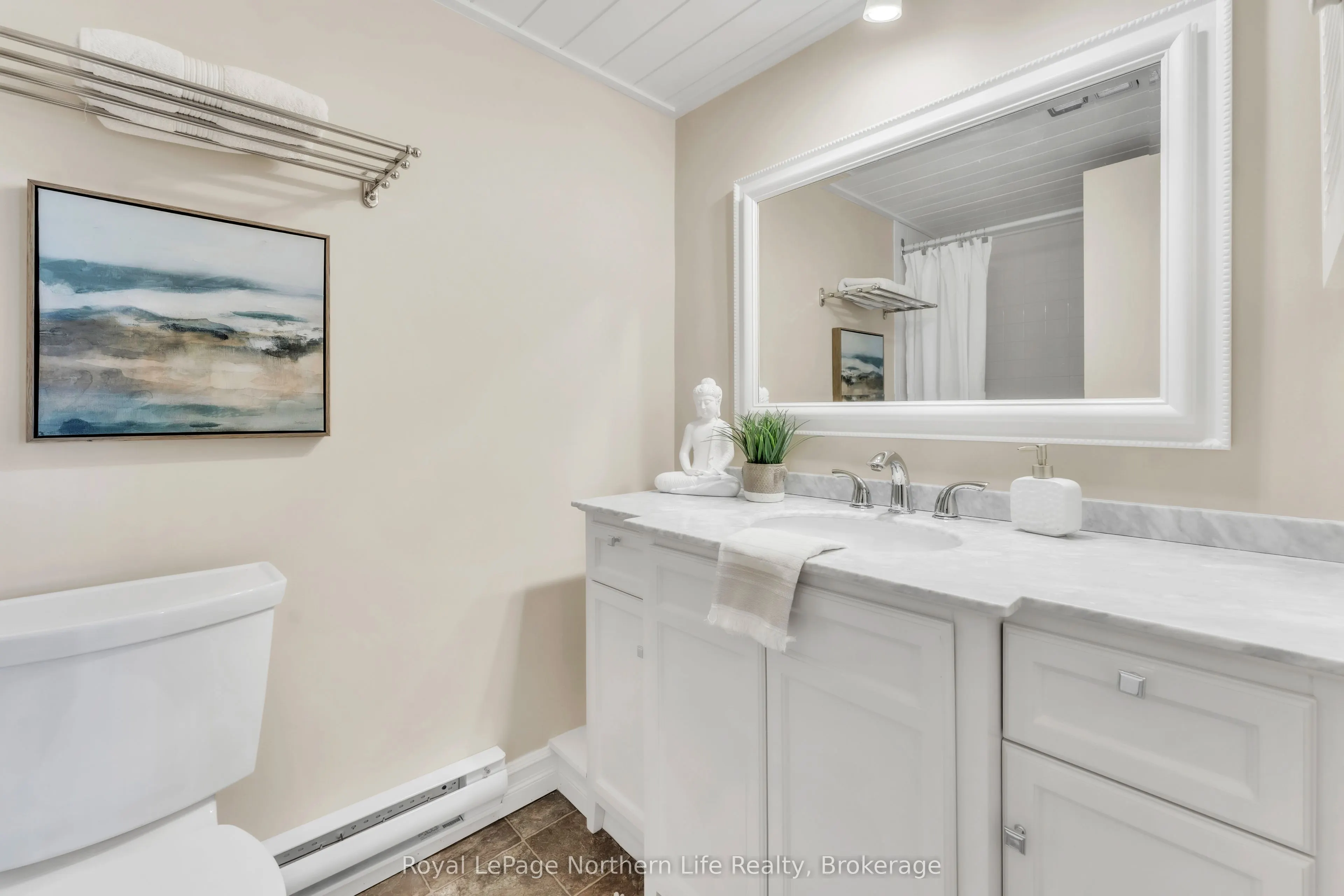 149 Lindsay Street, #210