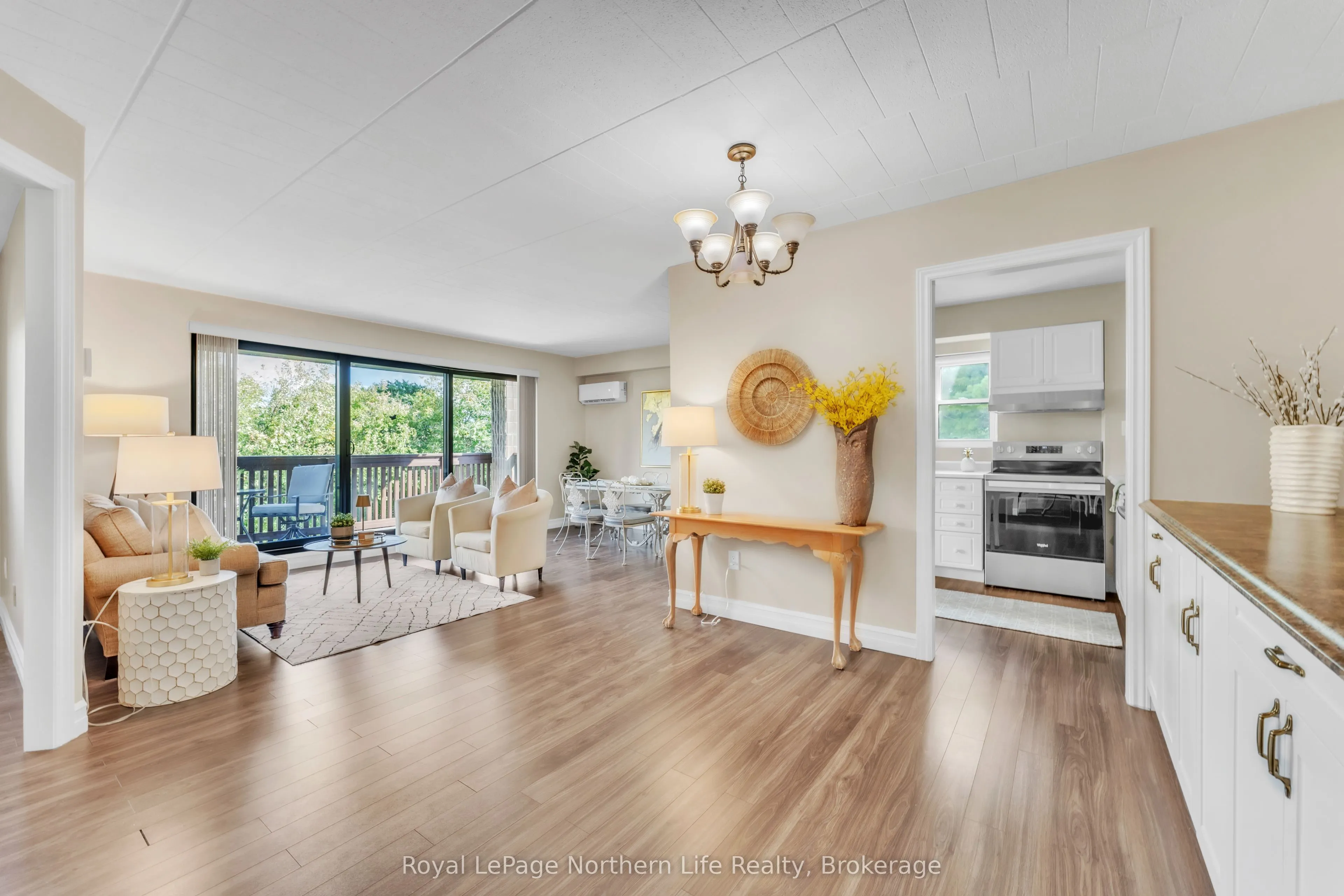 149 Lindsay Street, #210