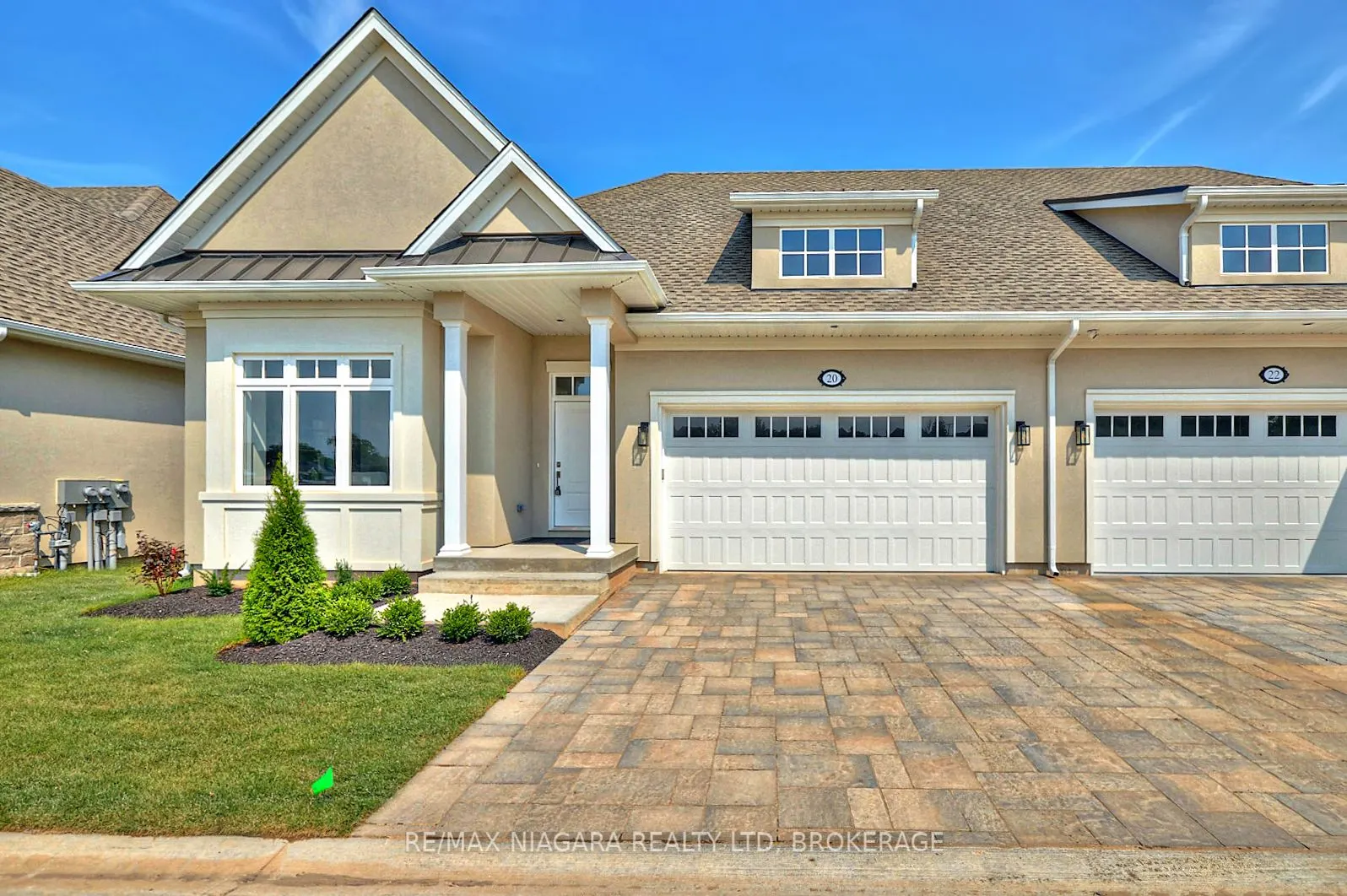 10 Butternut Crescent, #TH10