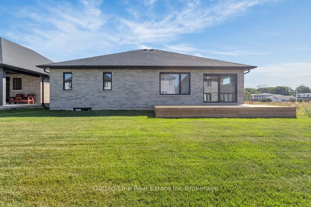16 Walnut Drive