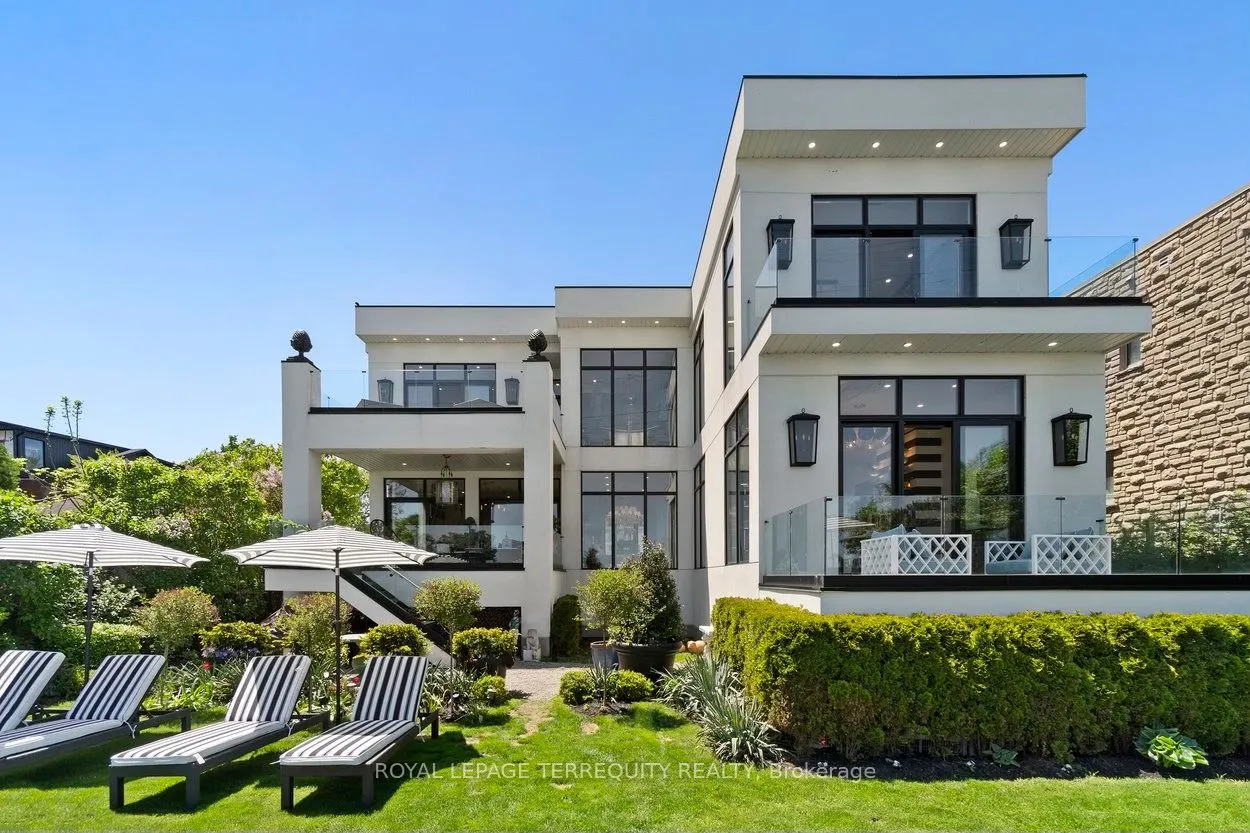 711 Beach Boulevard