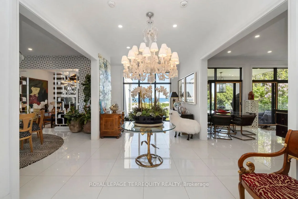 711 Beach Boulevard