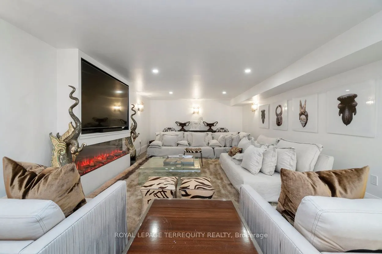 711 Beach Boulevard