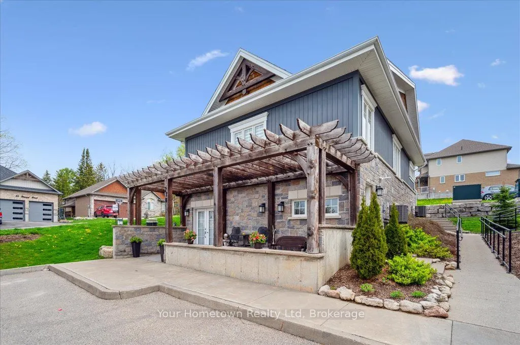 27 Stumpf Street, #27B