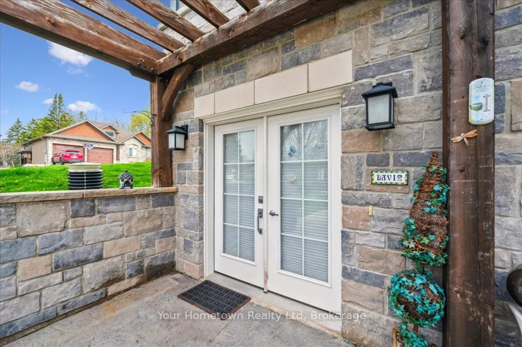 27 Stumpf Street, #27B