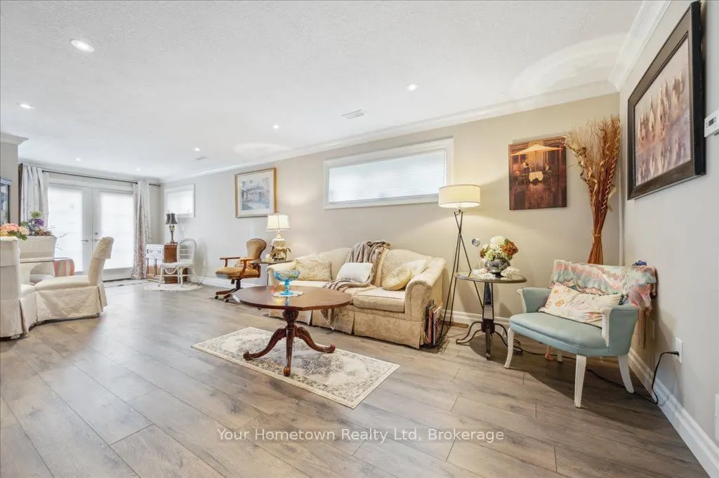 27 Stumpf Street, #27B