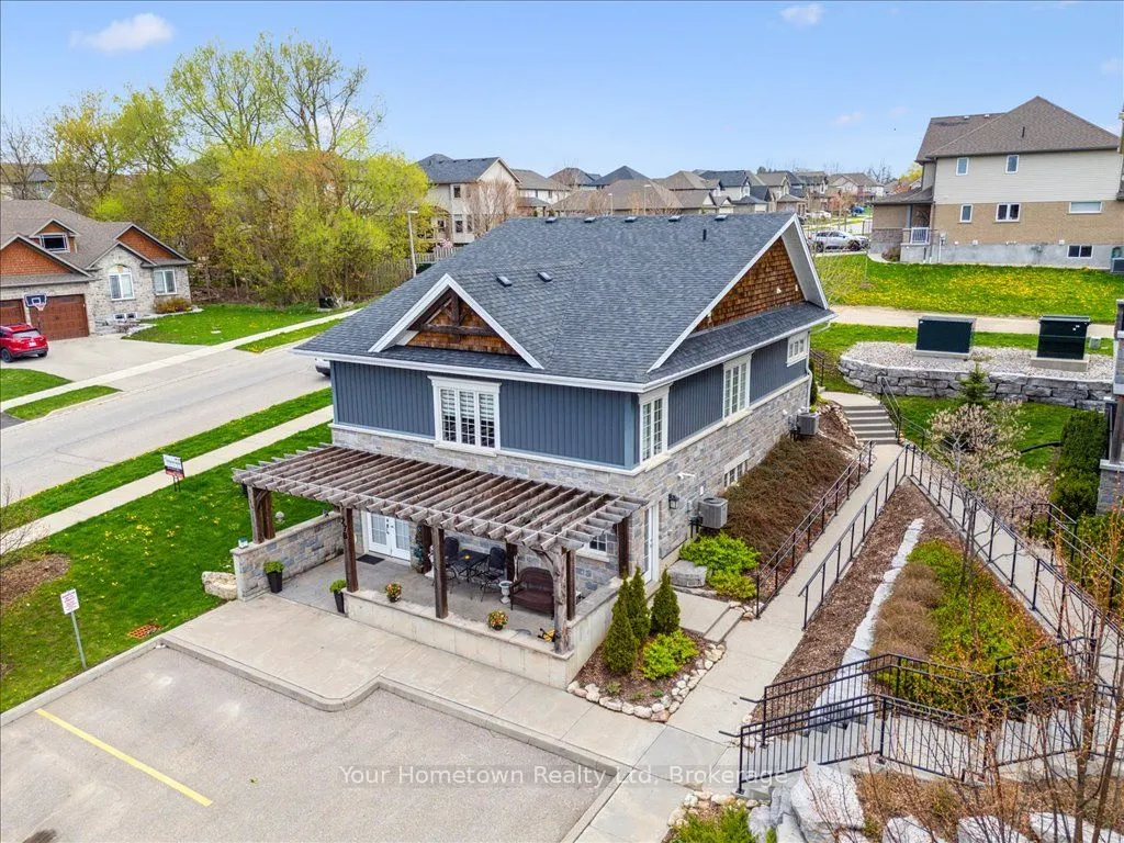 27 Stumpf Street, #27B