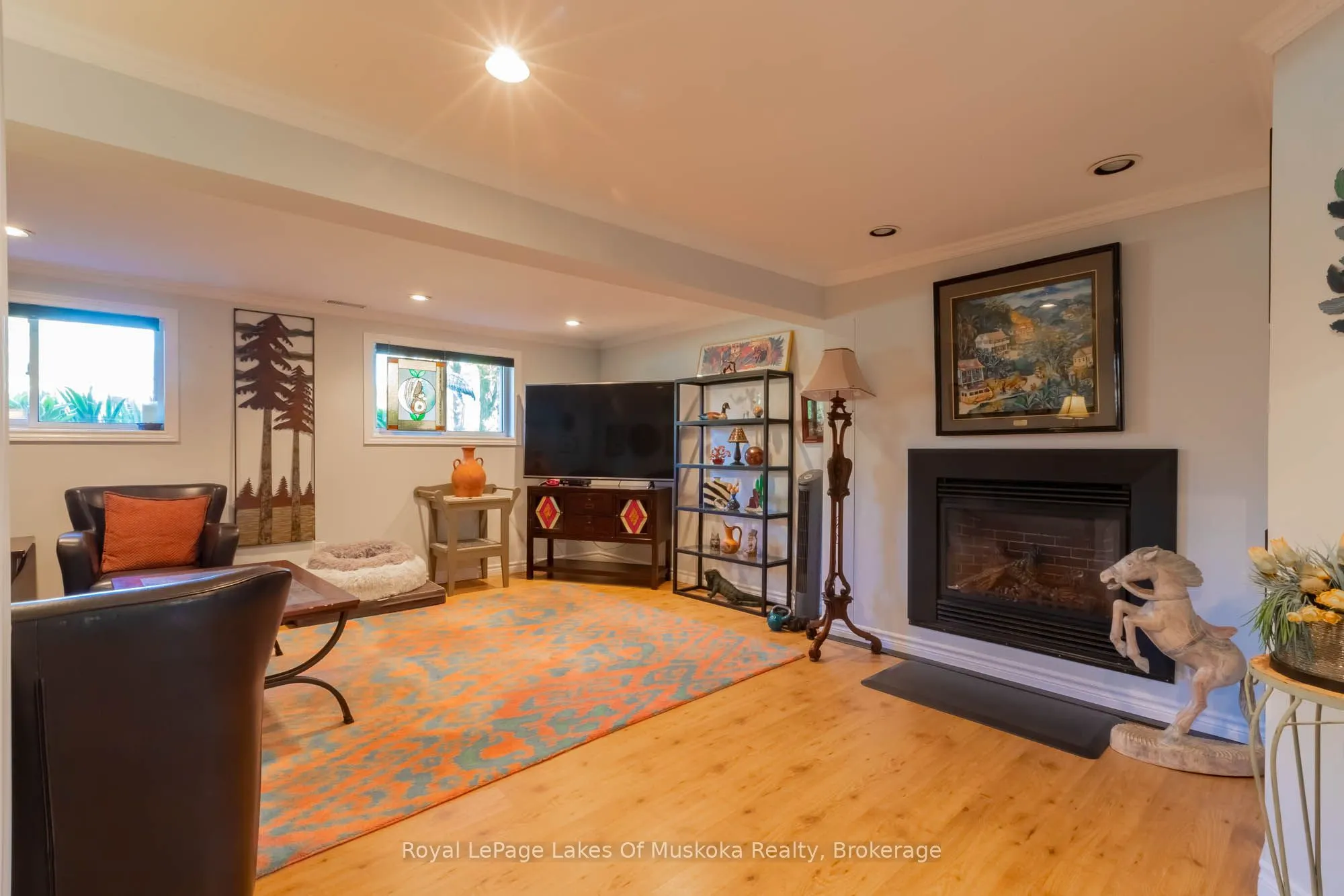 11 MEADOW PARK Drive