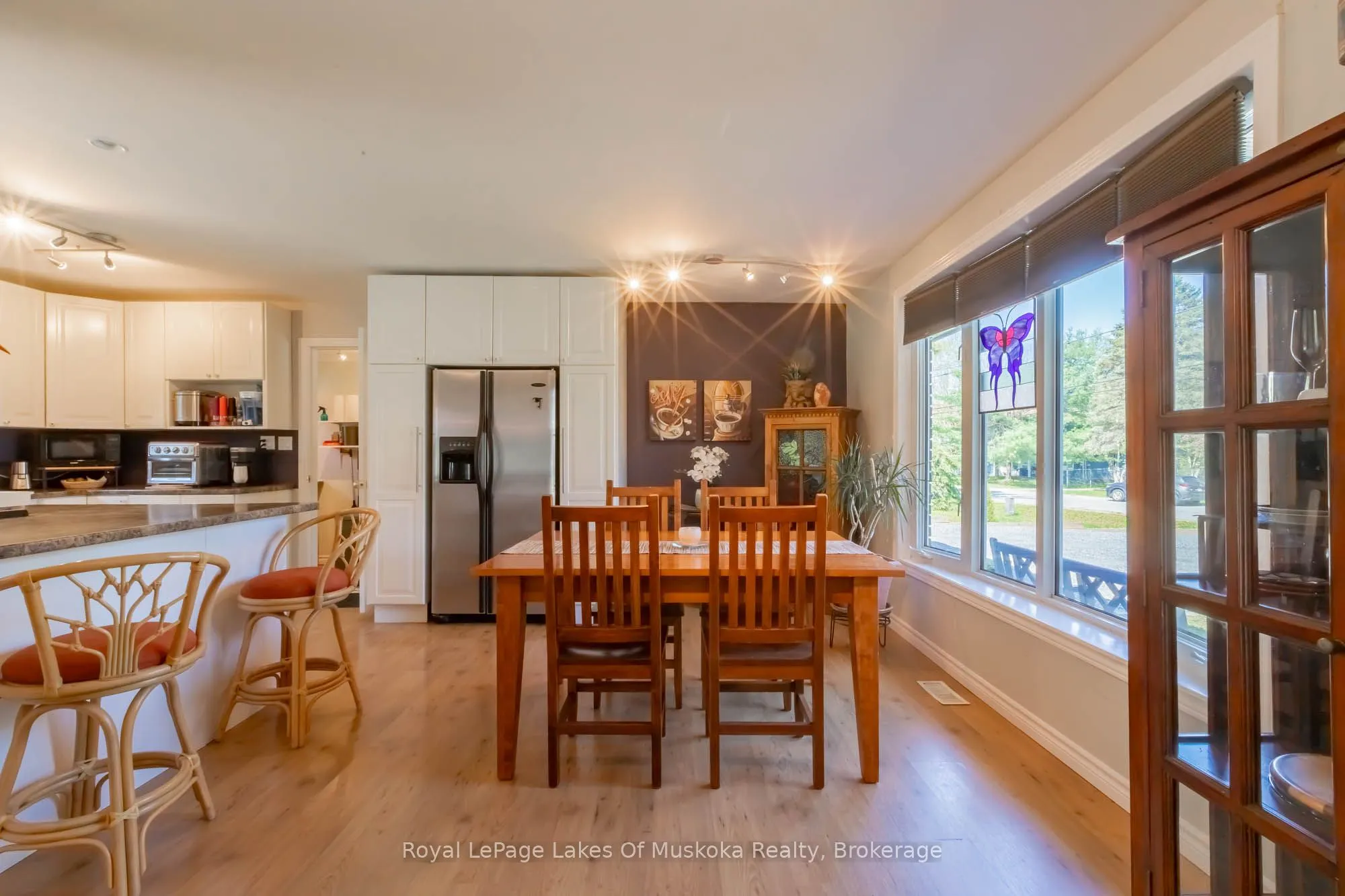 11 MEADOW PARK Drive