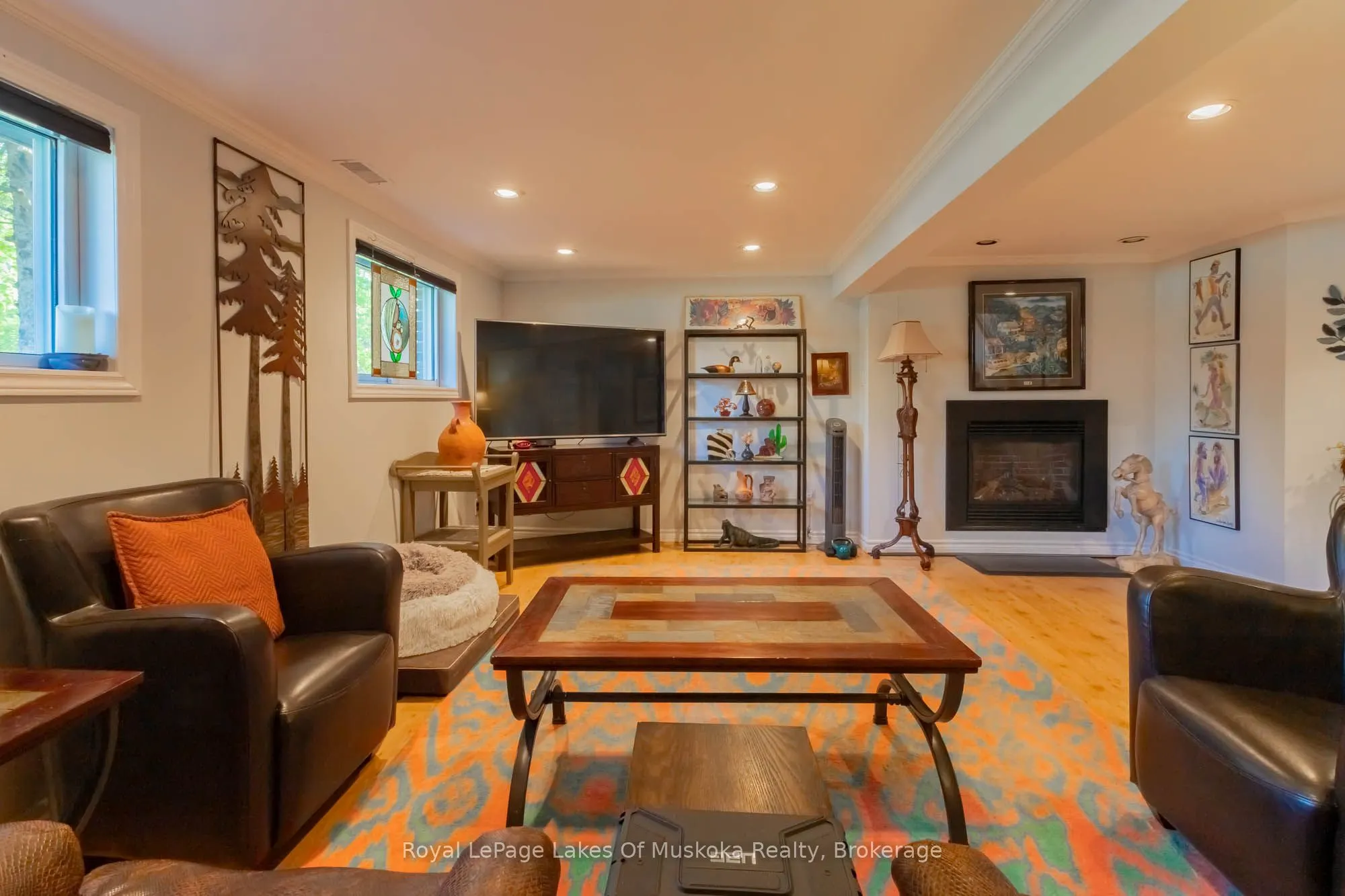 11 MEADOW PARK Drive