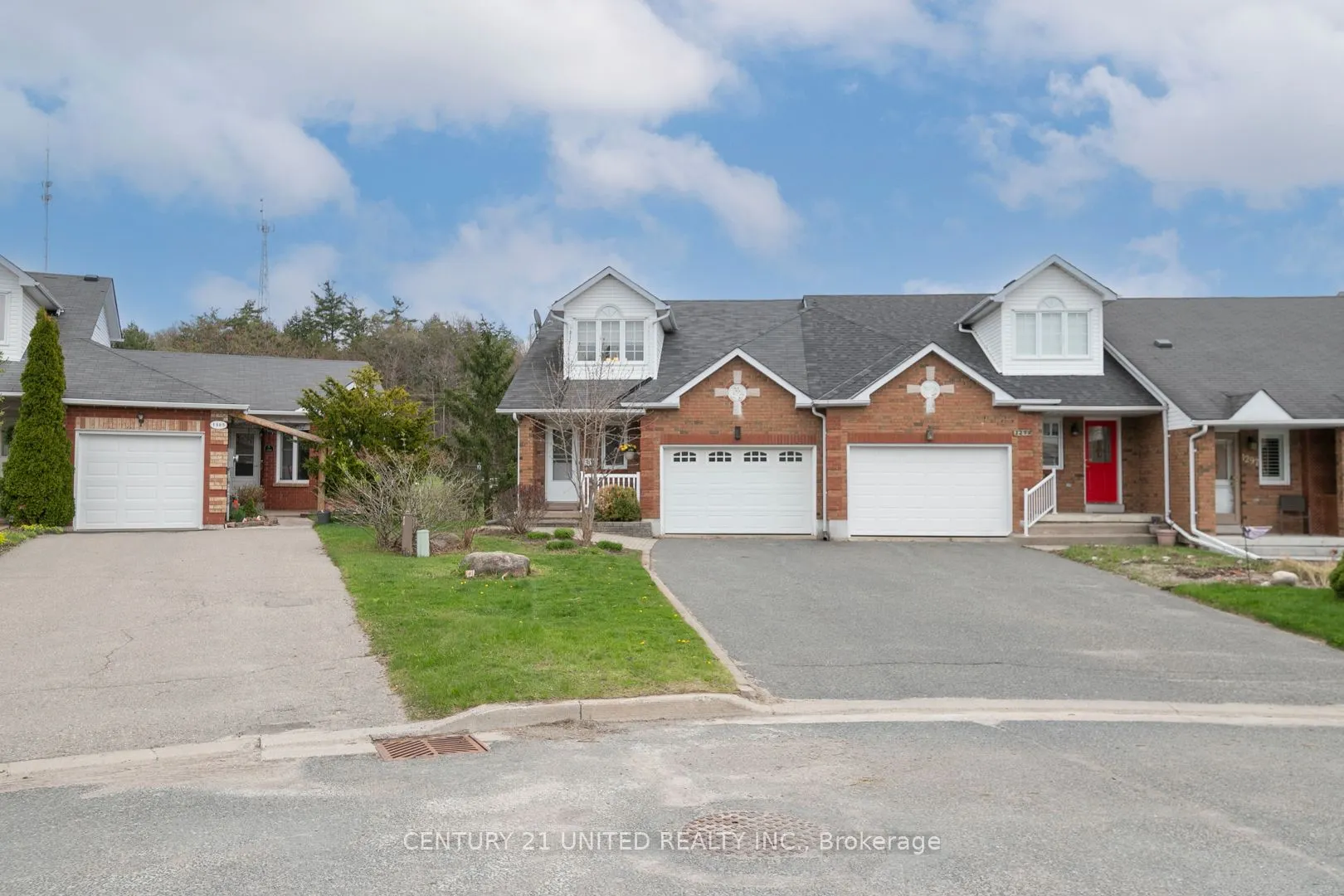 1301 Eagle Crescent